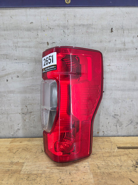 2020-2022 Ford Super Duty F250 F350 F450 F550 RH Passenger Side Tail Light Halogen LC3B-13B504-AD