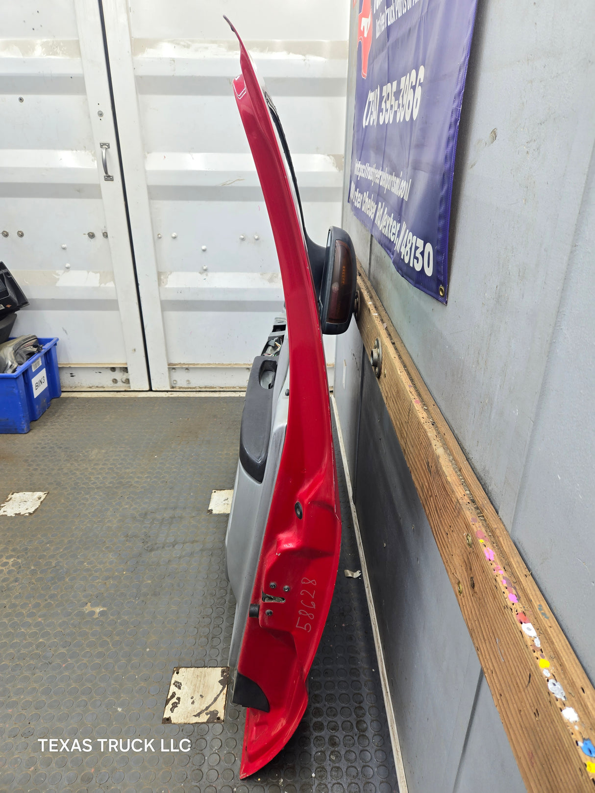 1999-2011 Ford Super Duty / Excursion Front Passenger RH Door F250 F350 F450 F550