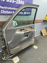 1999-2006 Chevrolet Silverado / GMC Sierra 1500 2500 3500 HD Front Passenger Side Door RH