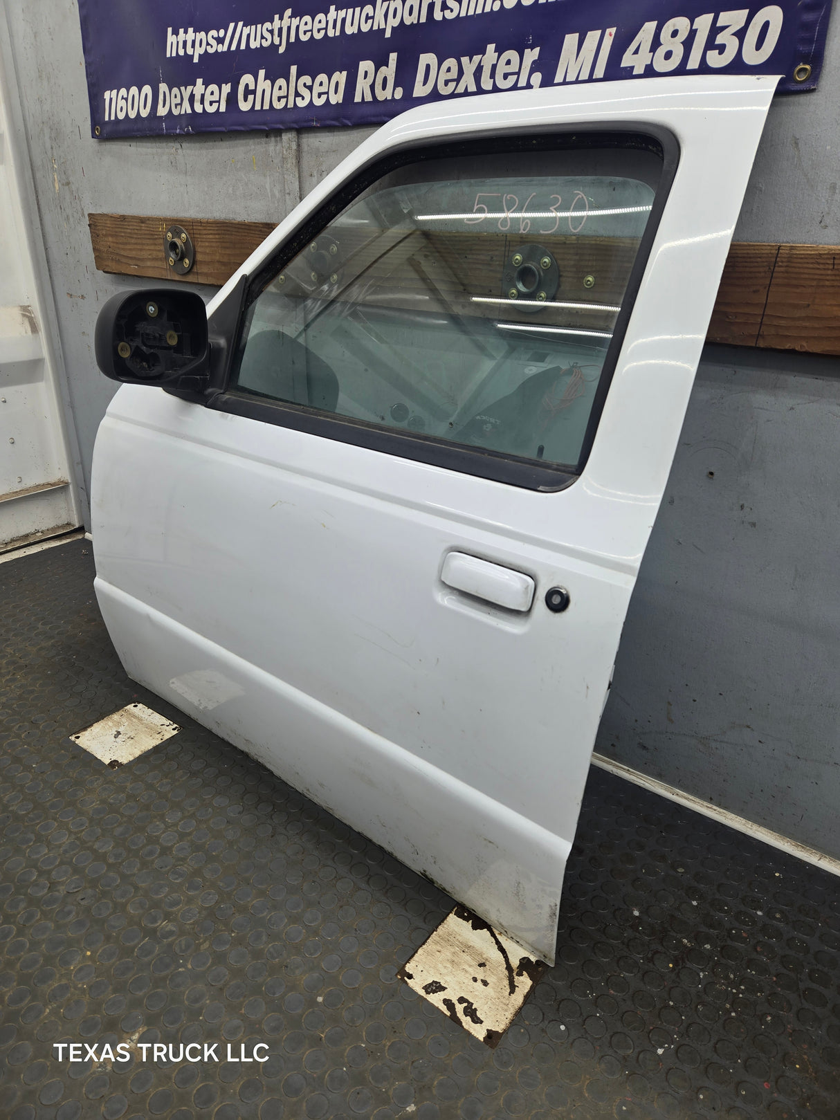 2003-2005 Ford Ranger Driver Side Front Left Hand Door