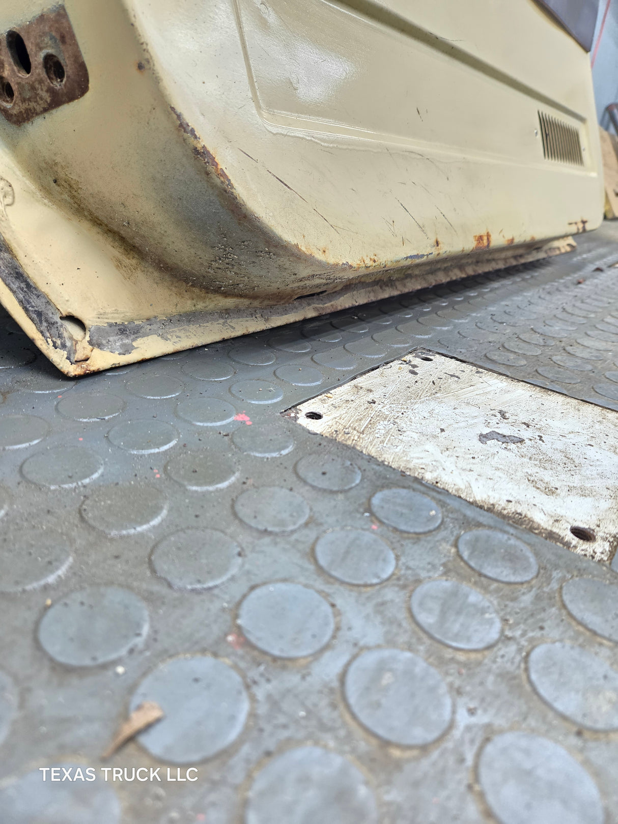 1973-1987 Chevrolet / GMC Square Body Front Passenger Side RH Door K / C Series