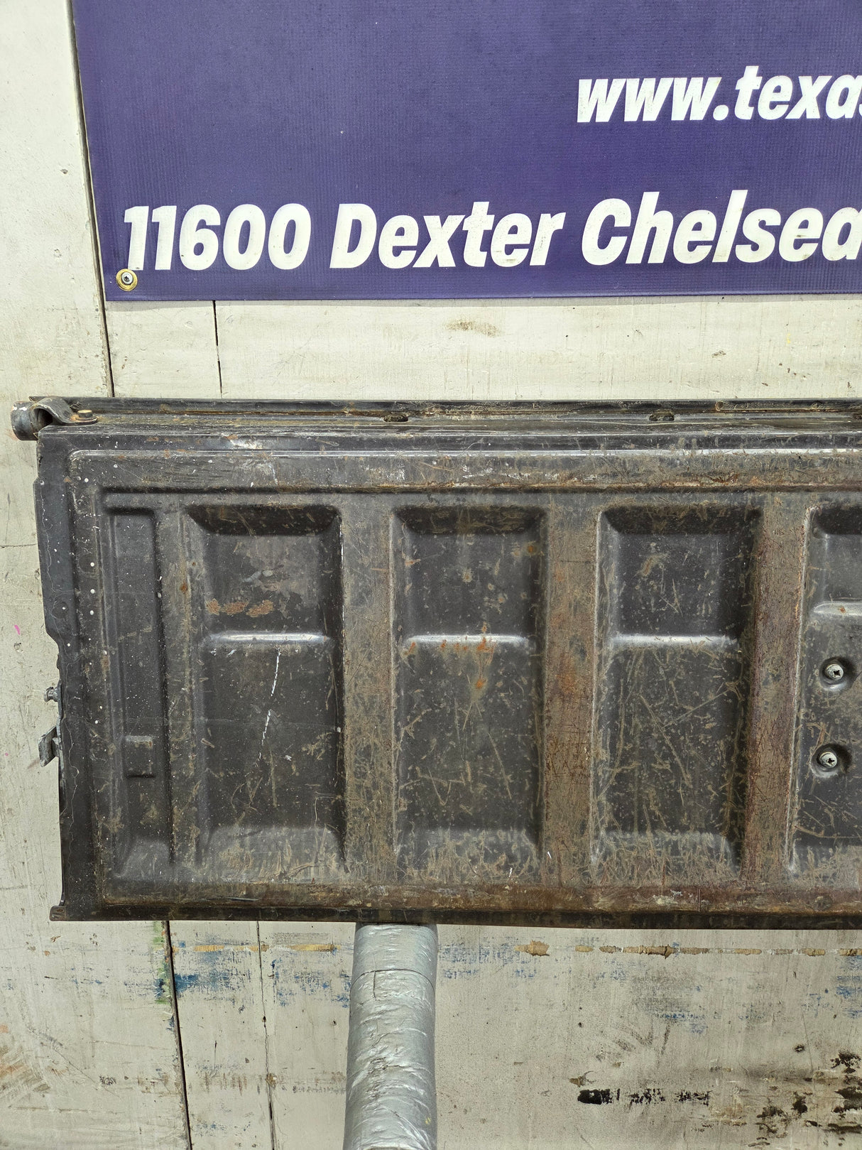 1973-1987 Chevrolet / GMC Square Body Tailgate C10 C15 C20 C25 C35 K10 K15 K20 K25 K35