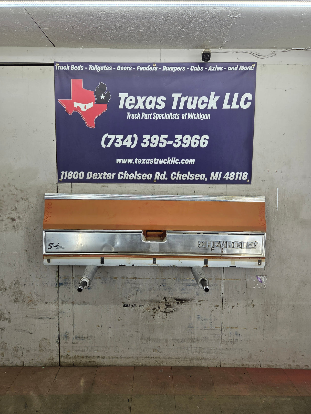 1973-1987 Chevrolet / GMC Square Body Tailgate C10 C15 C20 C25 C35 K10 K15 K20 K25 K35