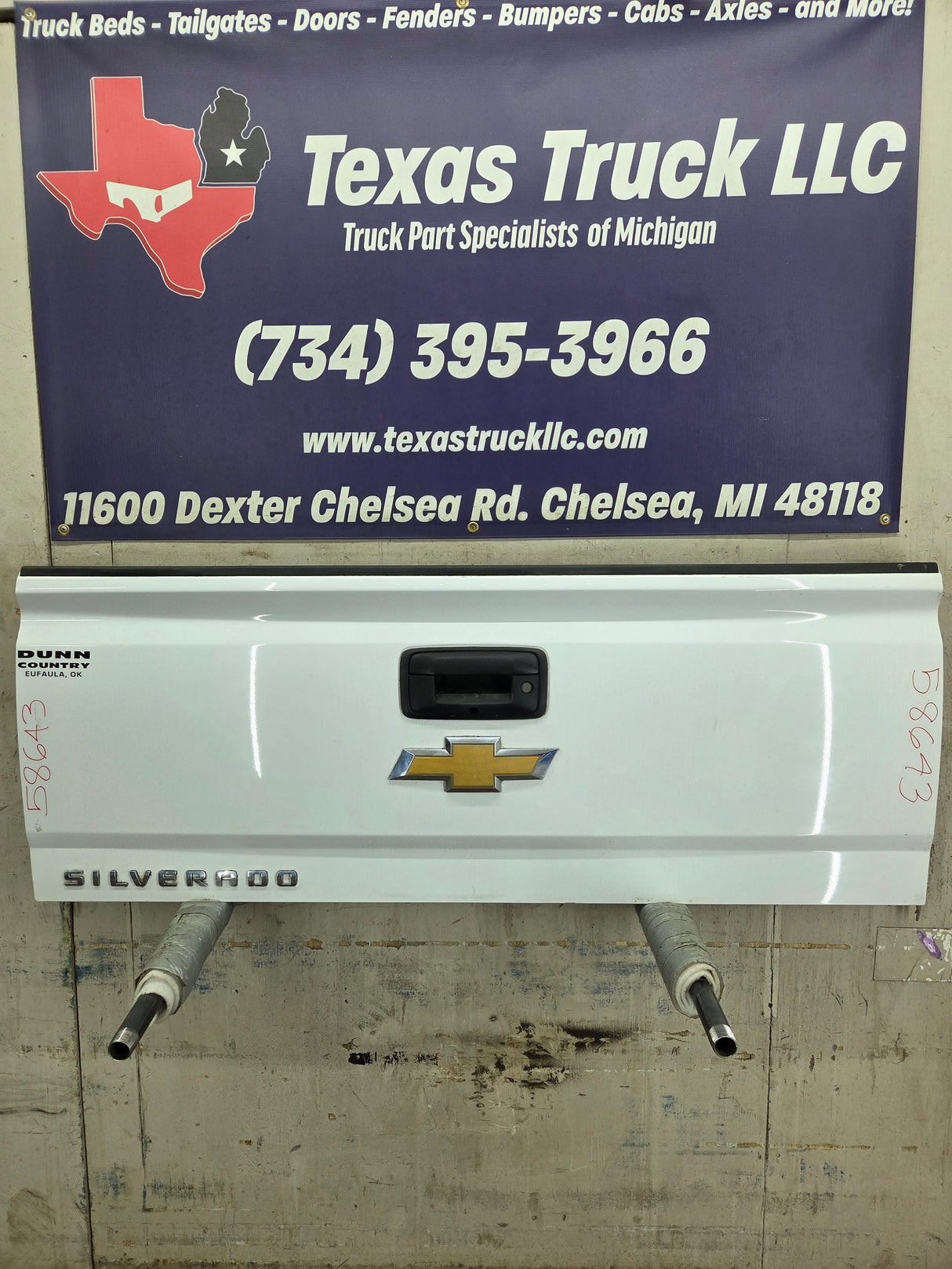 2014-2019 Chevrolet Silverado / GMC Sierra 1500 2500 3500 HD Tailgate