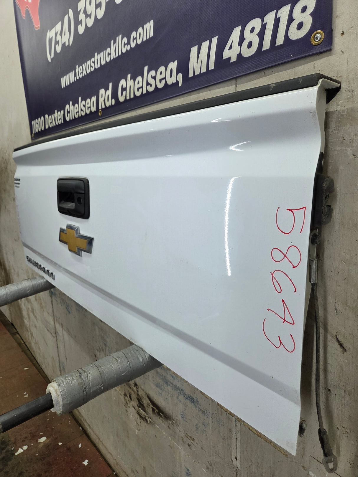 2014-2019 Chevrolet Silverado / GMC Sierra 1500 2500 3500 HD Tailgate