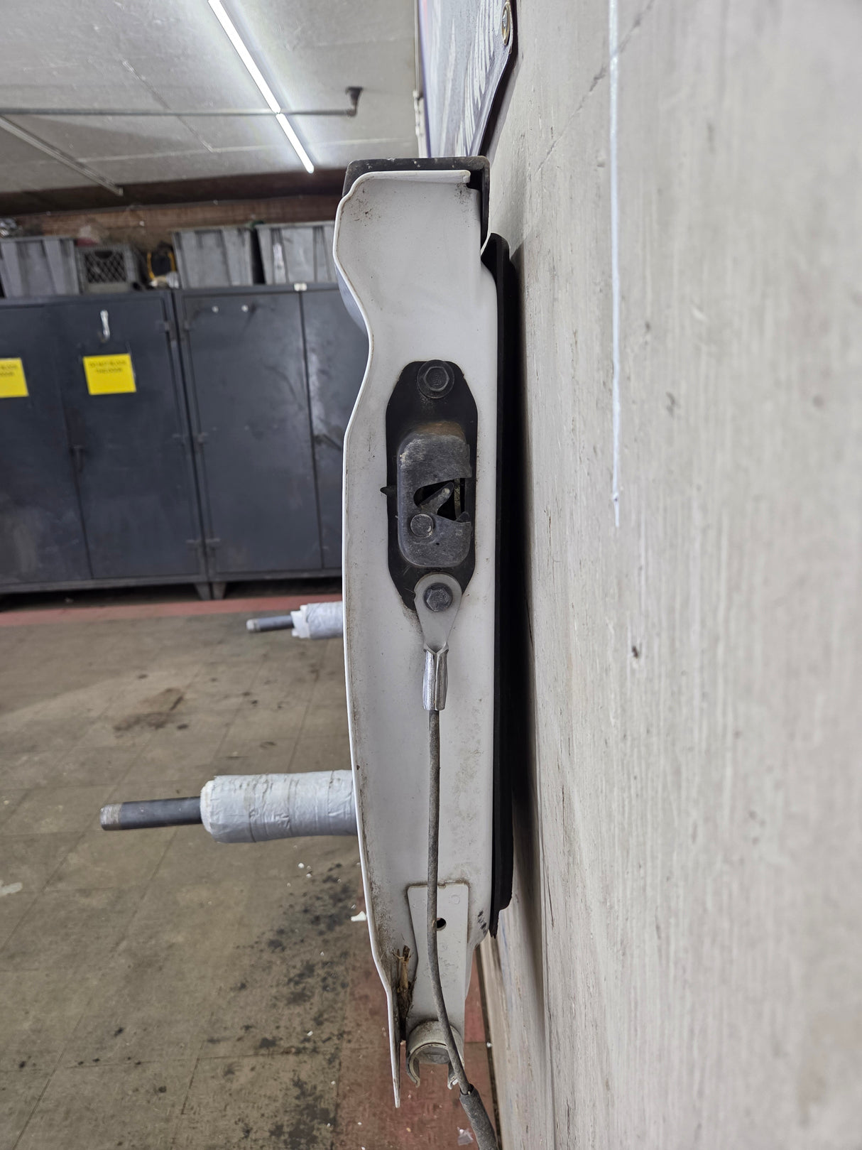 2014-2019 Chevrolet Silverado / GMC Sierra 1500 2500 3500 HD Tailgate