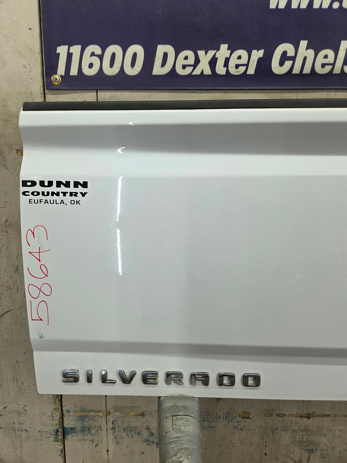 2014-2019 Chevrolet Silverado / GMC Sierra 1500 2500 3500 HD Tailgate