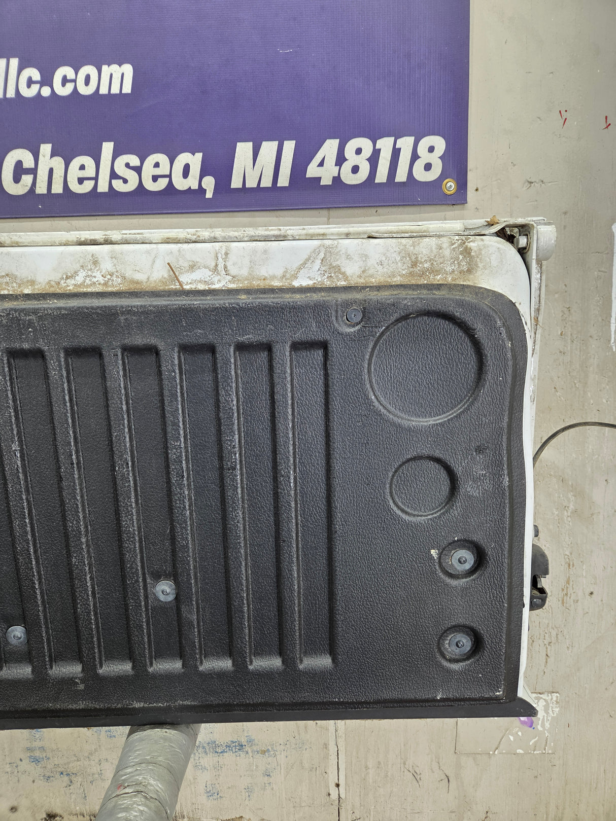 2014-2019 Chevrolet Silverado / GMC Sierra 1500 2500 3500 HD Tailgate