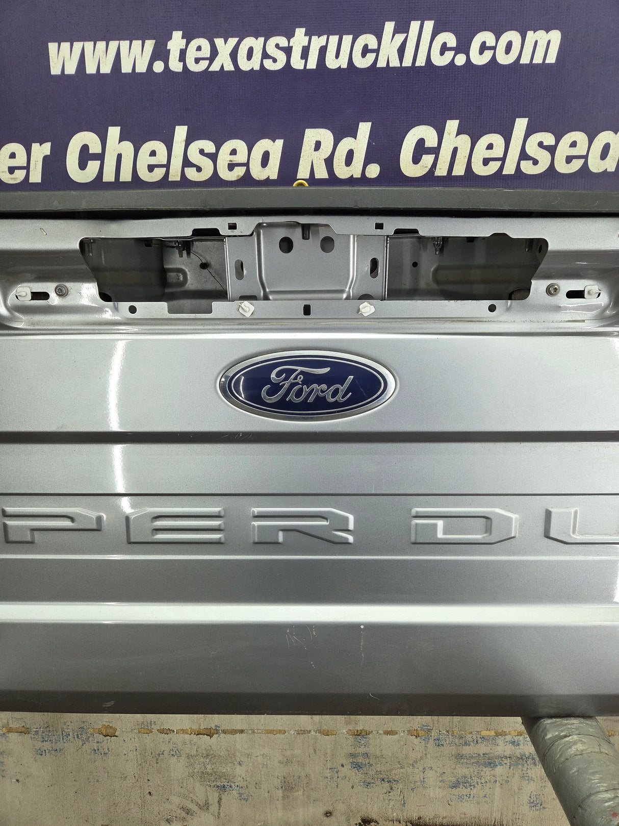 2017-2022 Ford F250 F350 F450 F550 Super Duty Tailgate