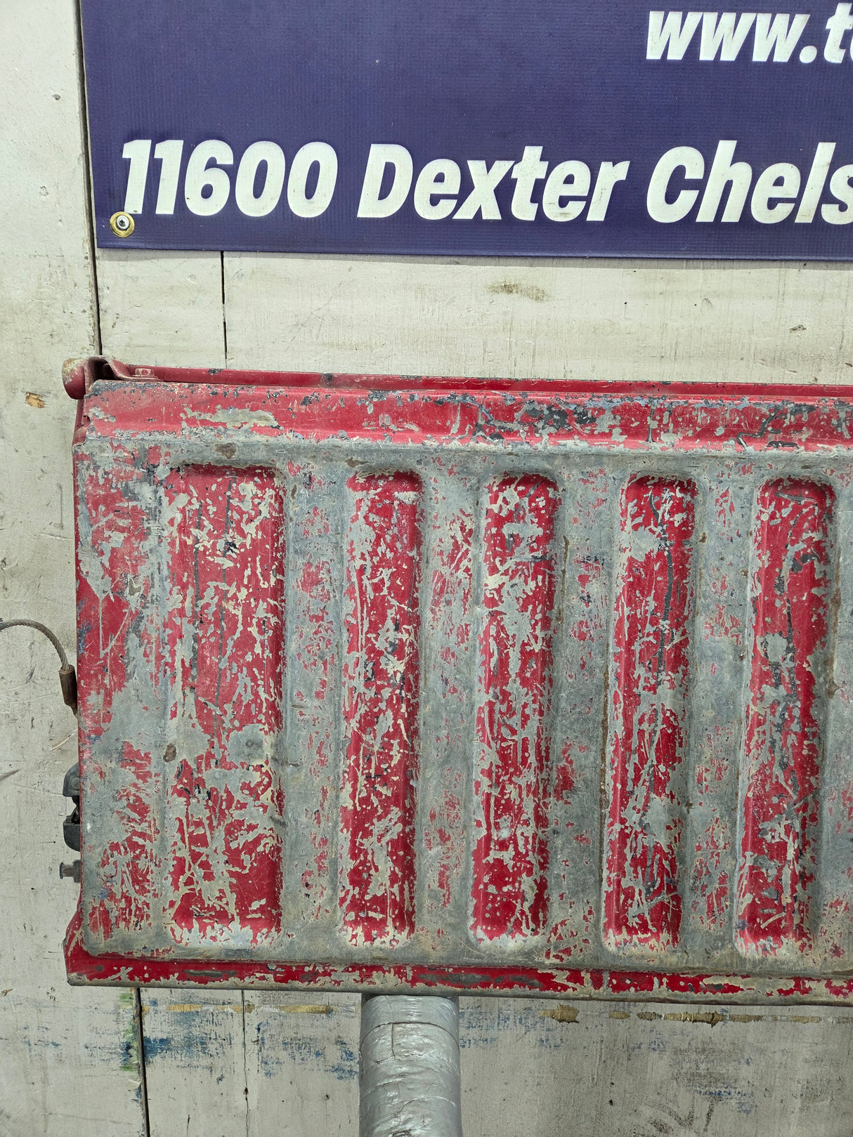 1999-2007 Chevrolet Silverado / GMC Sierra 1500 2500 3500 HD Tailgate