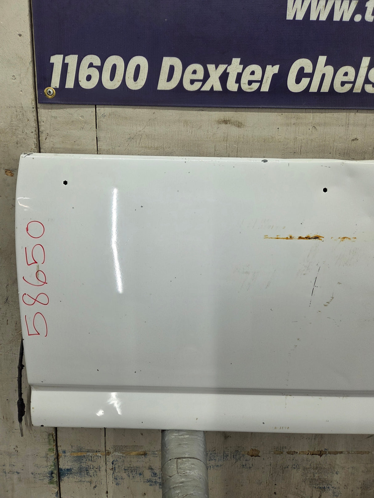 1999-2007 Chevrolet Silverado / GMC Sierra 1500 2500 3500 HD Tailgate