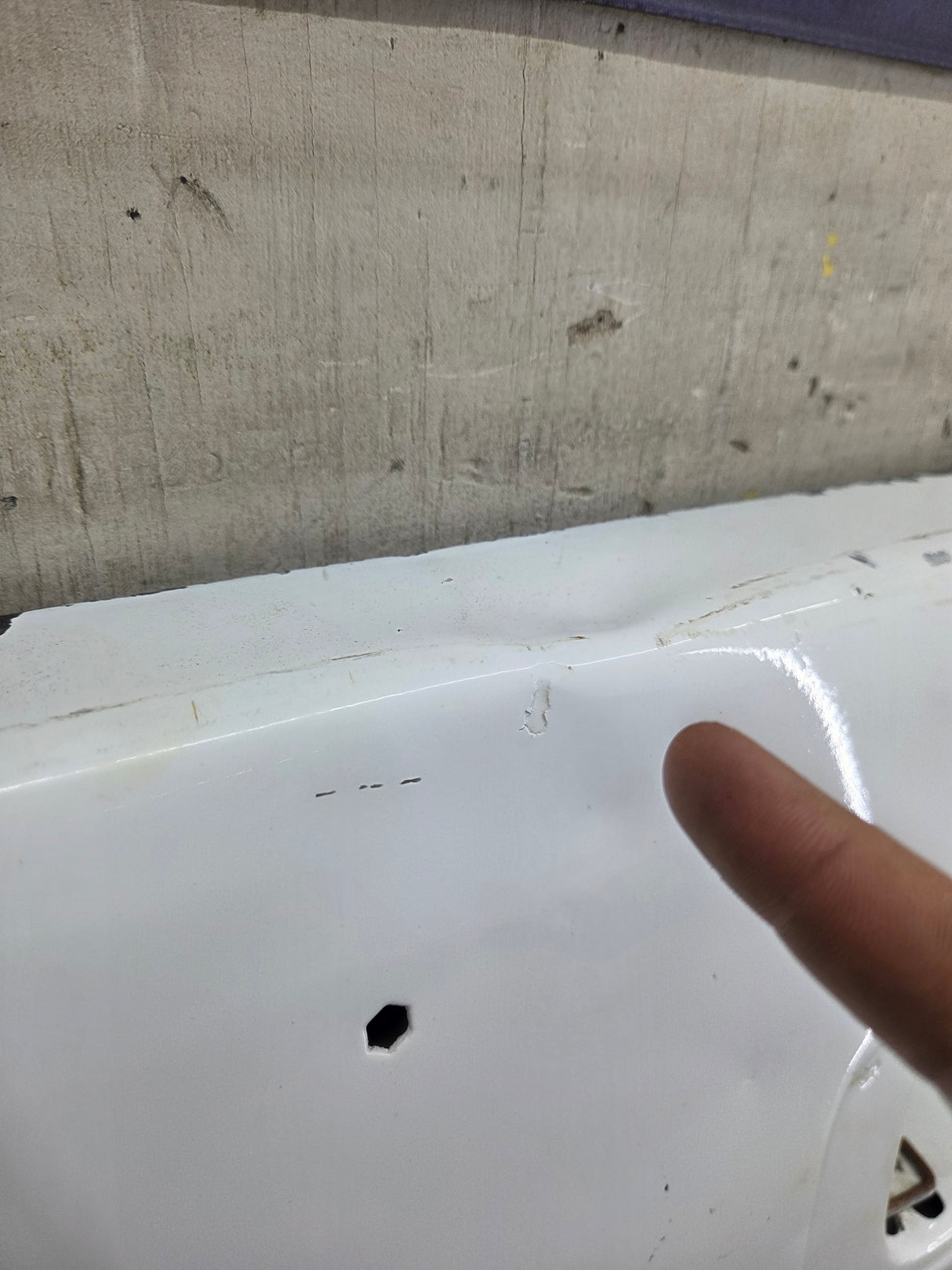 1999-2007 Chevrolet Silverado / GMC Sierra 1500 2500 3500 HD Tailgate