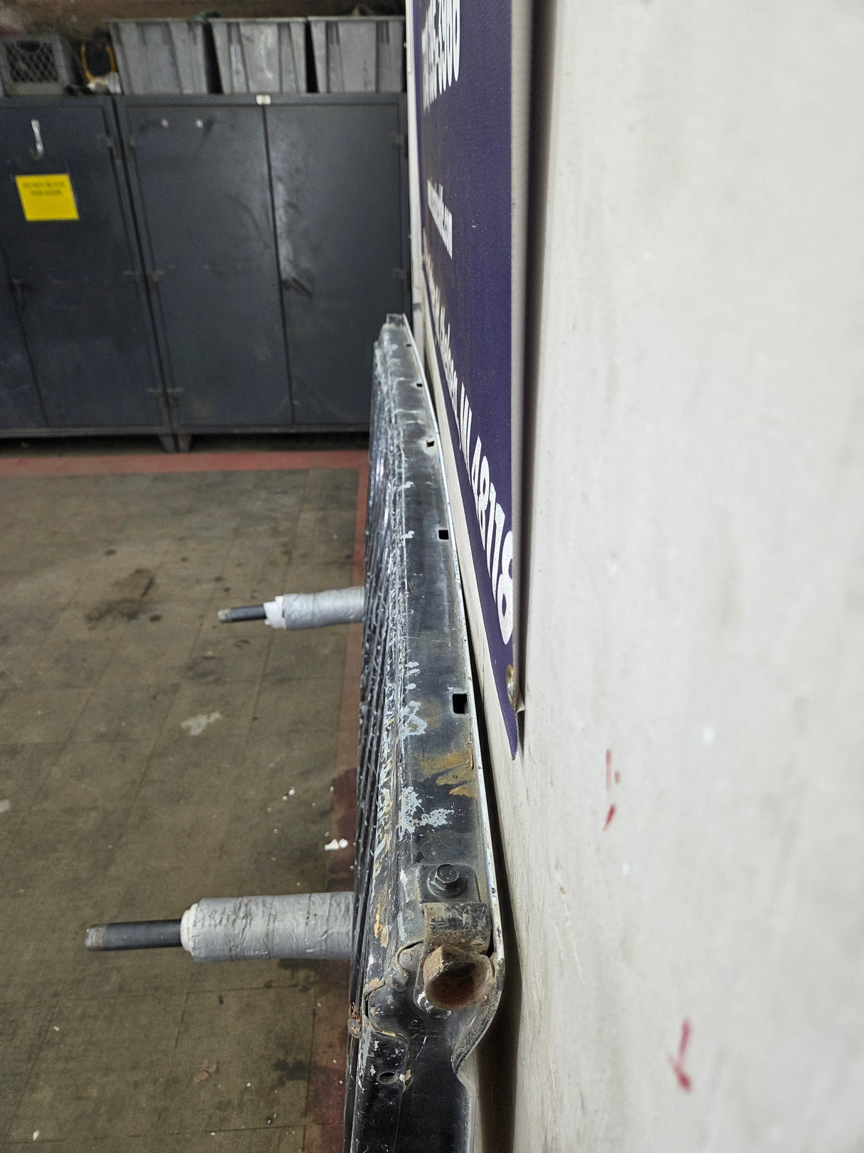 1999-2007 Chevrolet Silverado / GMC Sierra 1500 2500 3500 HD Tailgate