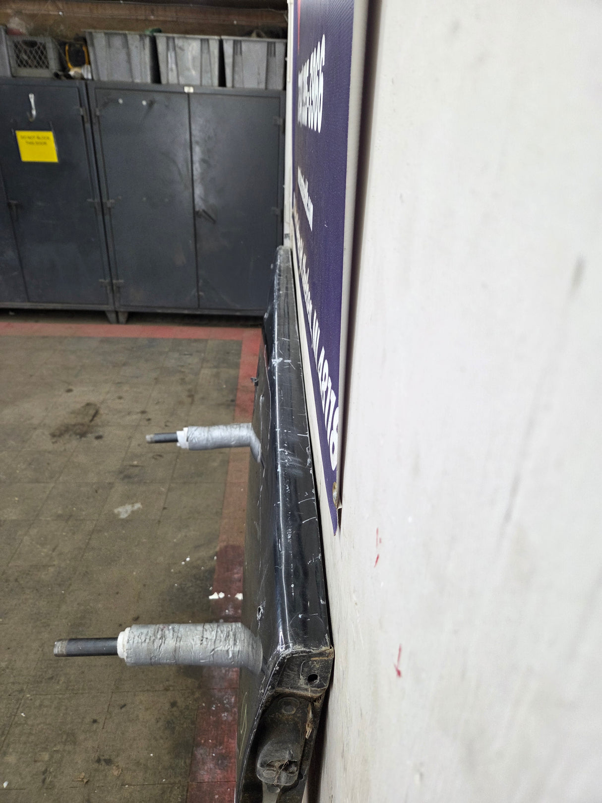 1999-2007 Chevrolet Silverado / GMC Sierra 1500 2500 3500 HD Tailgate