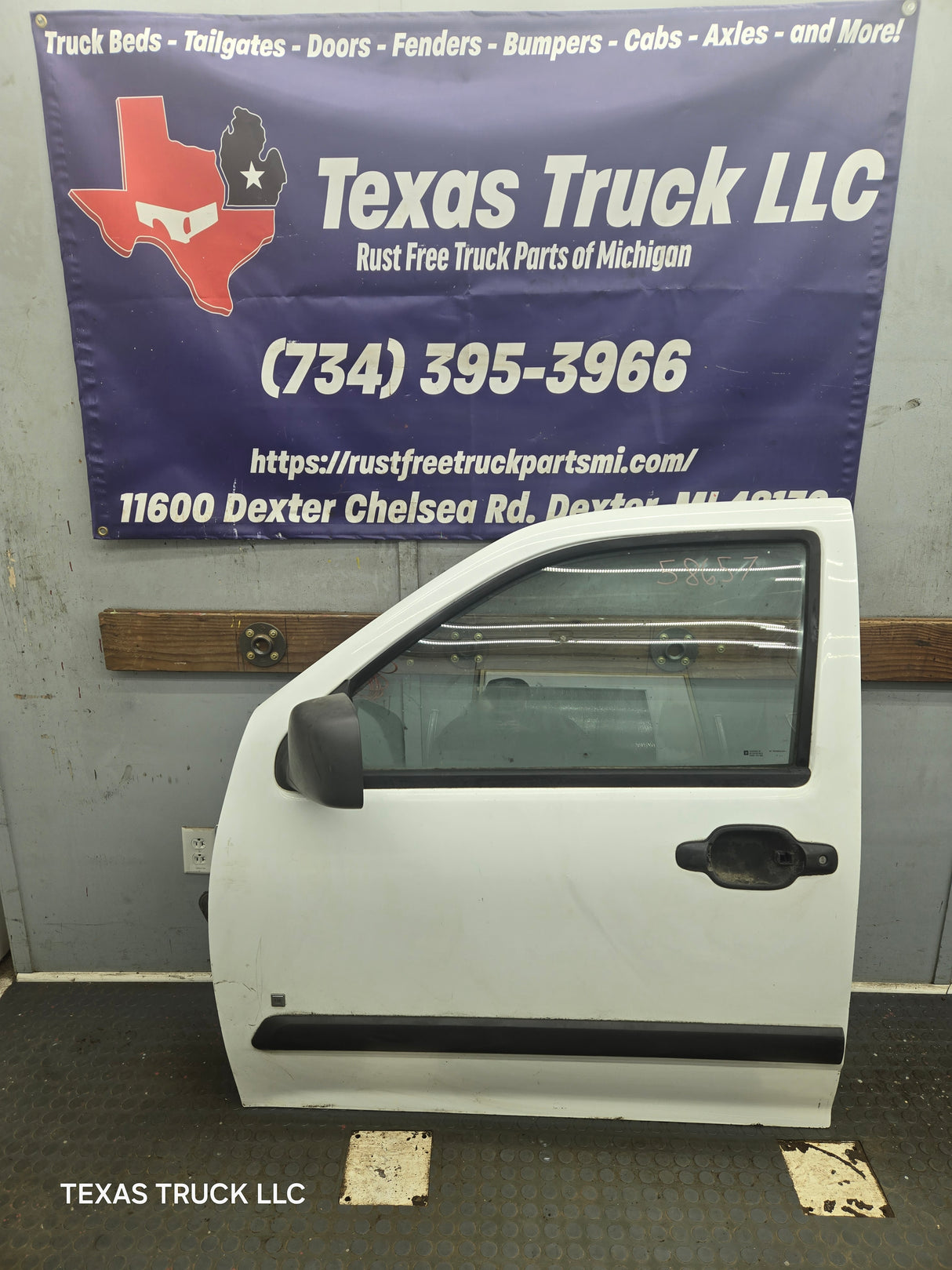 2004-2012 Chevrolet Colorado / GMC Canyon Driver Side Crew Cab Door LH