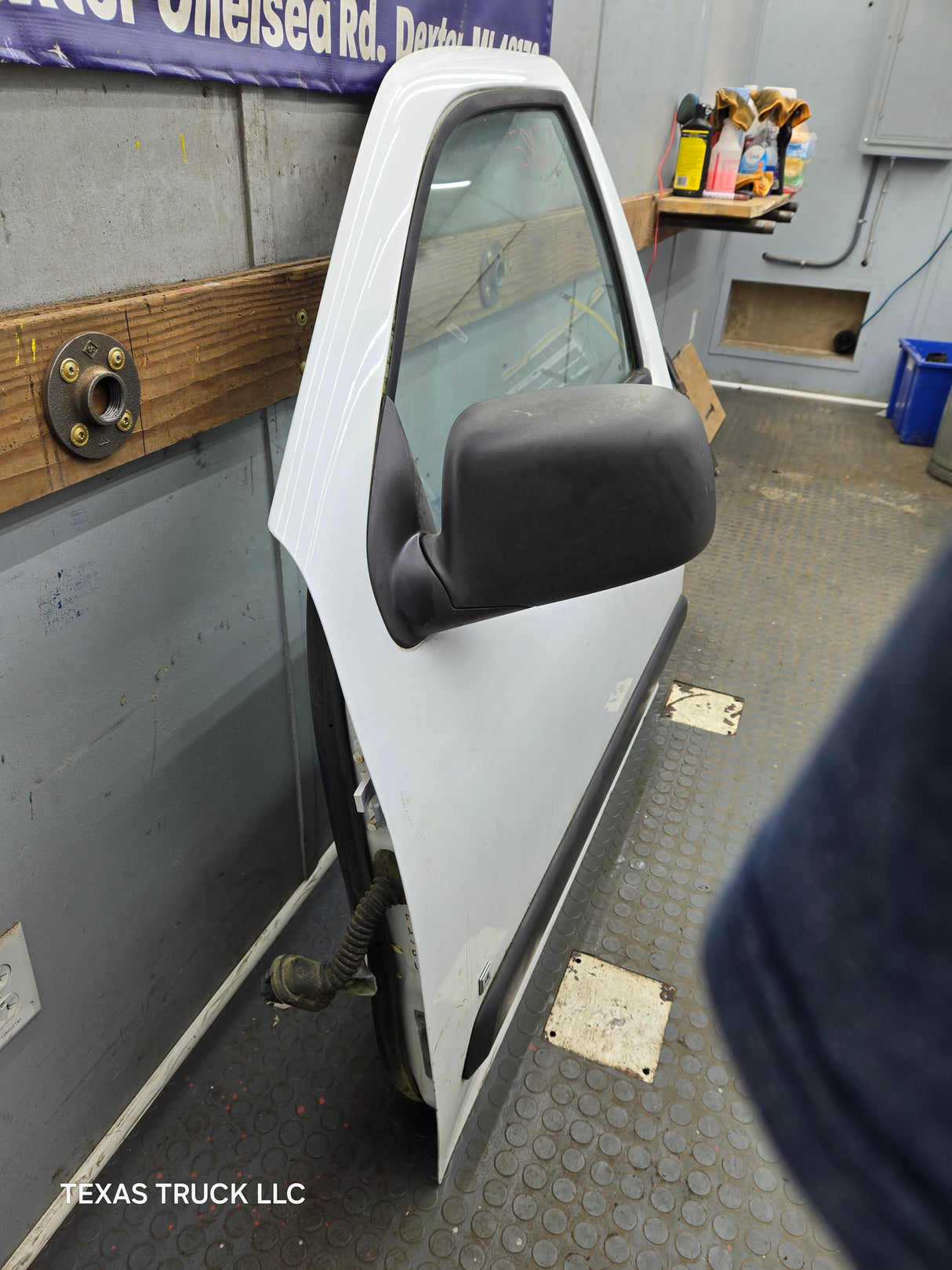 2004-2012 Chevrolet Colorado / GMC Canyon Driver Side Crew Cab Door LH