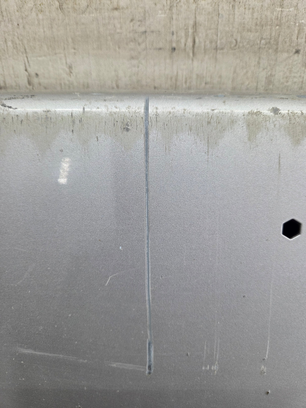 1999-2007 Chevrolet Silverado / GMC Sierra 1500 2500 3500 HD Tailgate