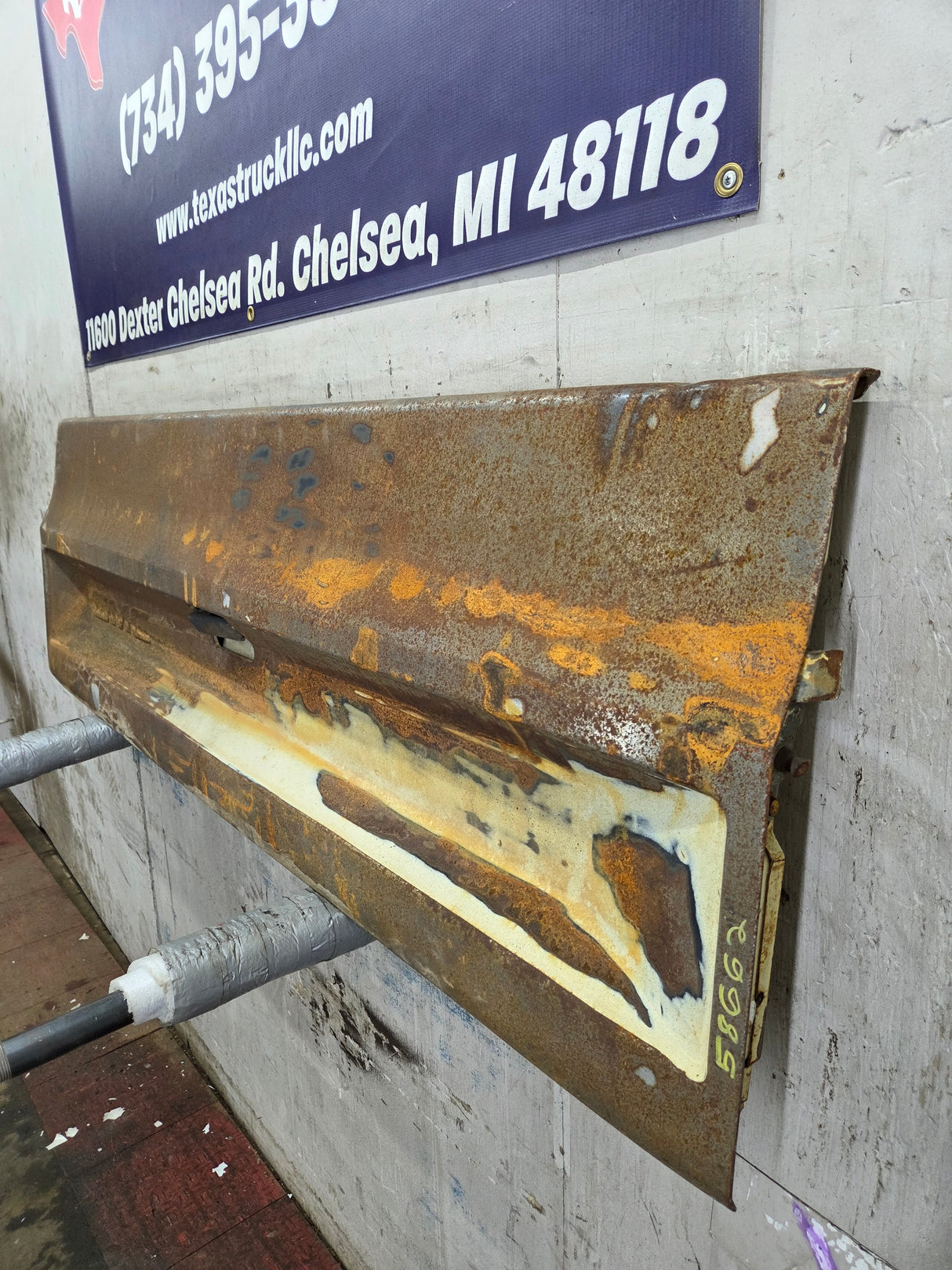 1973-1987 Chevrolet / GMC Square Body Tailgate C10 C15 C20 C25 C35 K10 K15 K20 K25 K35