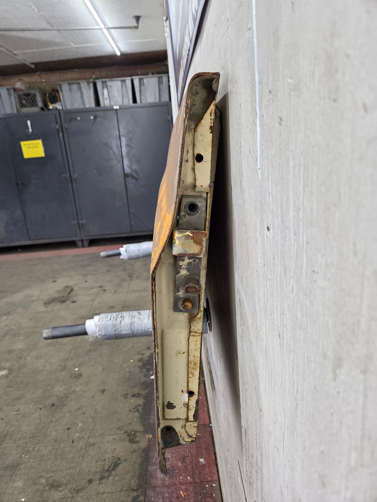 1973-1987 Chevrolet / GMC Square Body Tailgate C10 C15 C20 C25 C35 K10 K15 K20 K25 K35