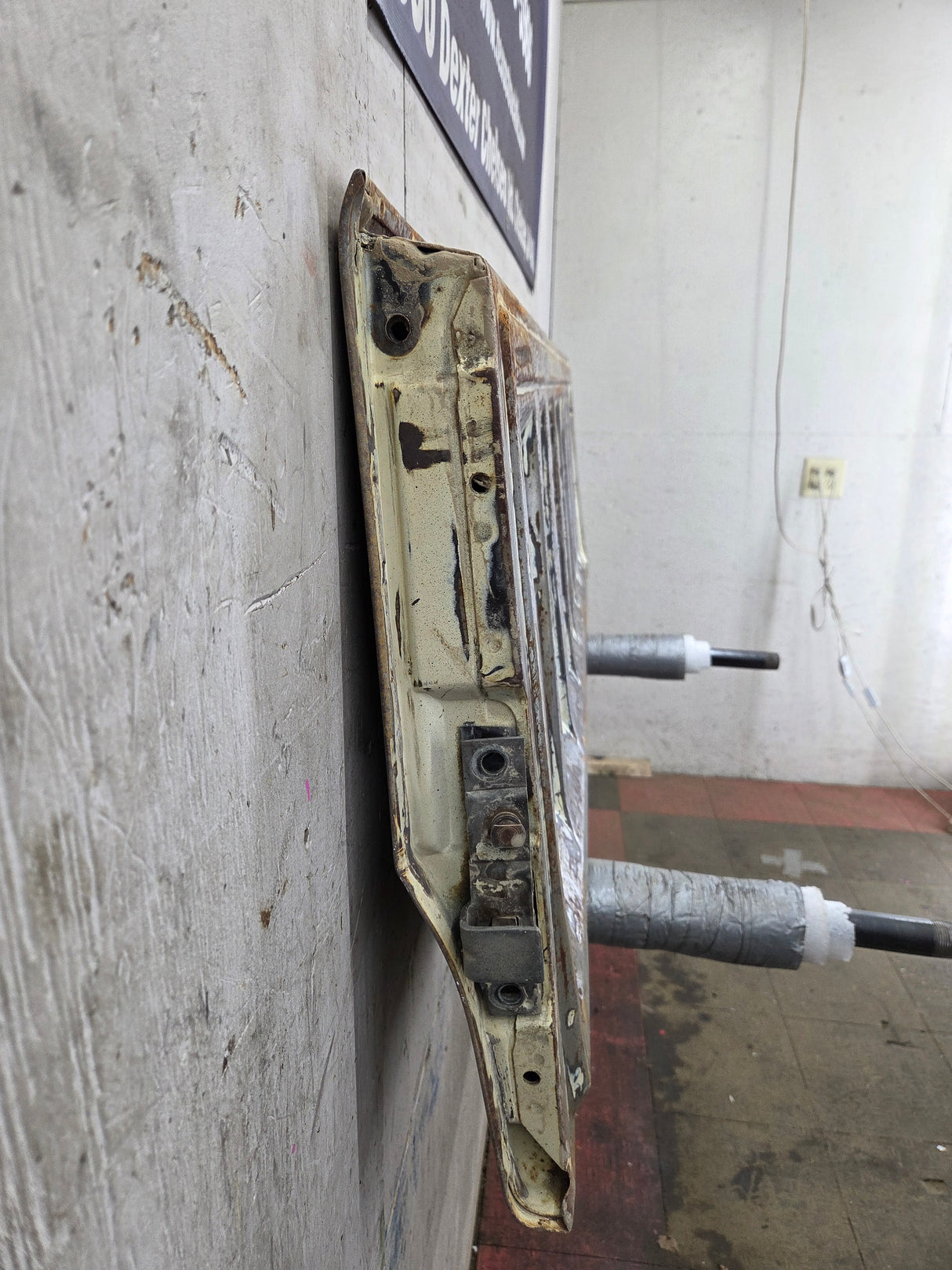 1973-1987 Chevrolet / GMC Square Body Tailgate C10 C15 C20 C25 C35 K10 K15 K20 K25 K35