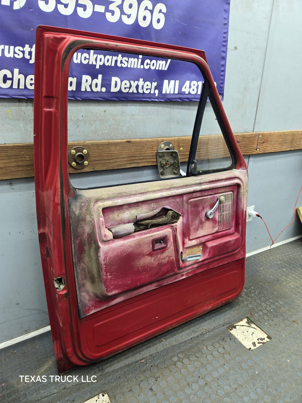 1980-1986 Ford F Series F250 F350 F450 F550 Driver Side Front Door LH