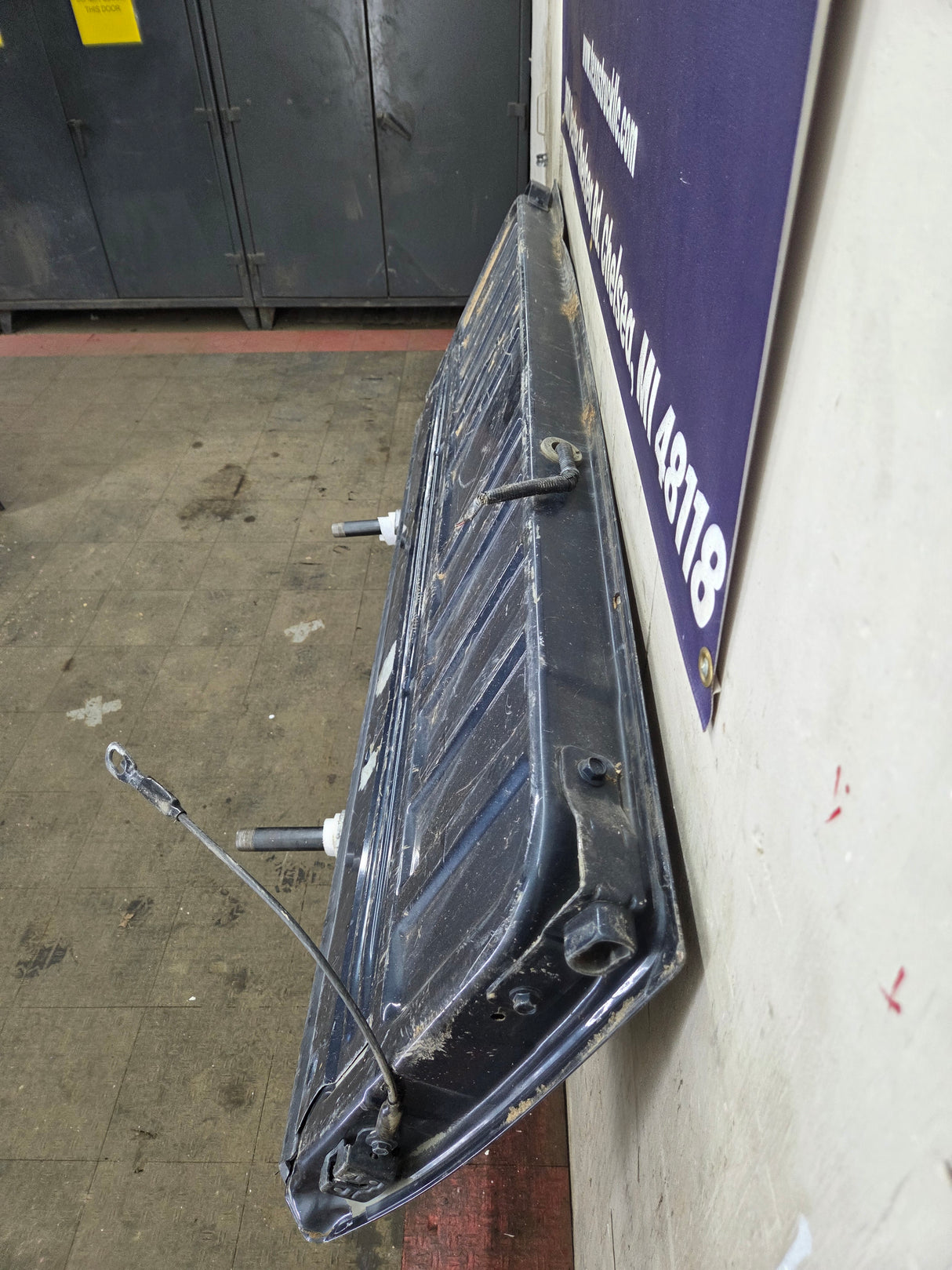 2013-2015 Nissan Titan Tailgate