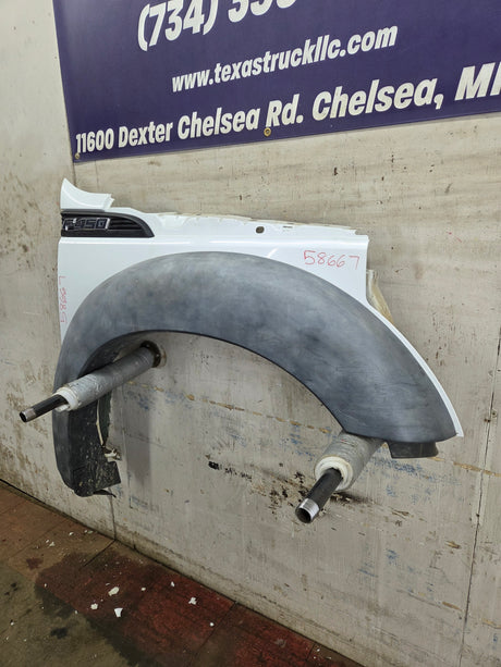 2011-2016 Ford Super Duty F450 F550 RH Passenger Side Front Fender
