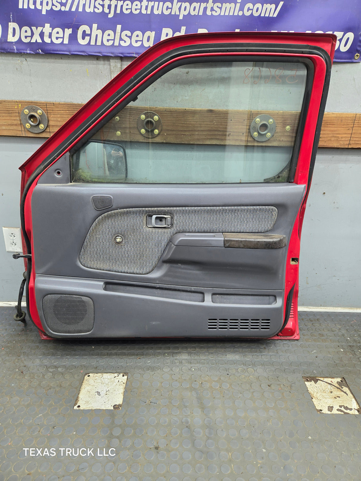 1998-2004 Regular/King Cab Passenger Side RH Front Door