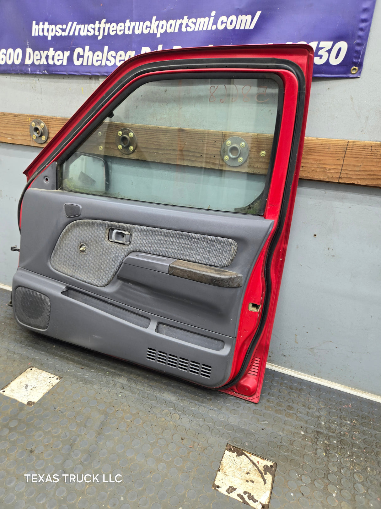 1998-2004 Regular/King Cab Passenger Side RH Front Door