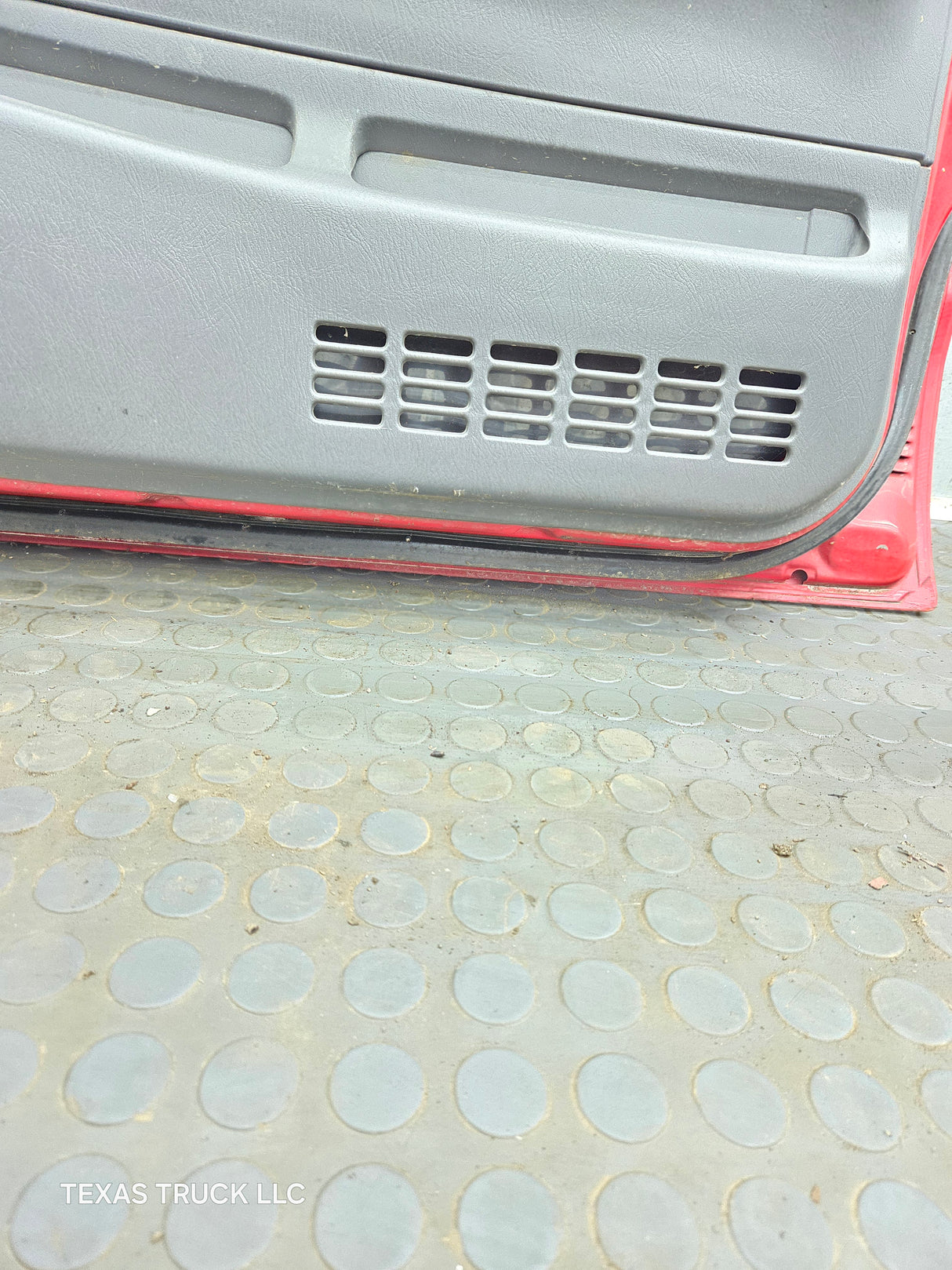 1998-2004 Regular/King Cab Passenger Side RH Front Door