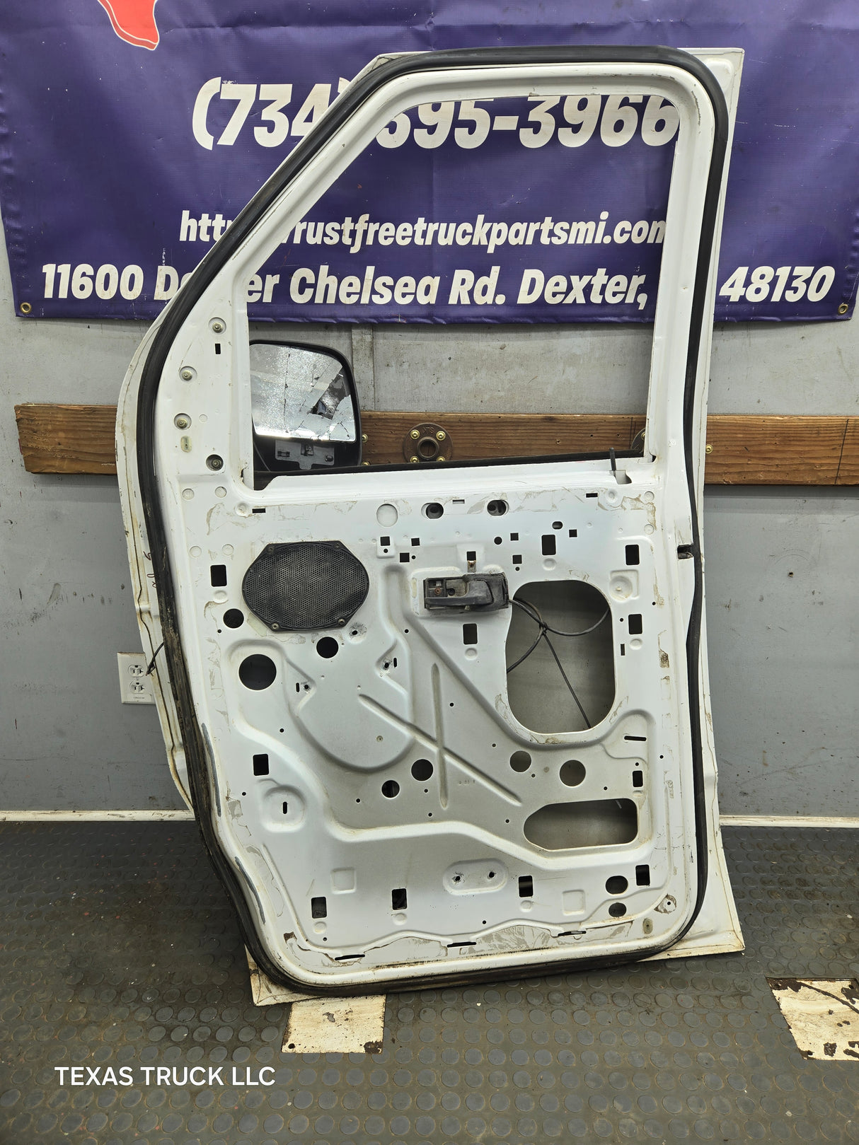 1991-2021 Ford E Series Passenger Side Front Door RH E150 E250 E350
