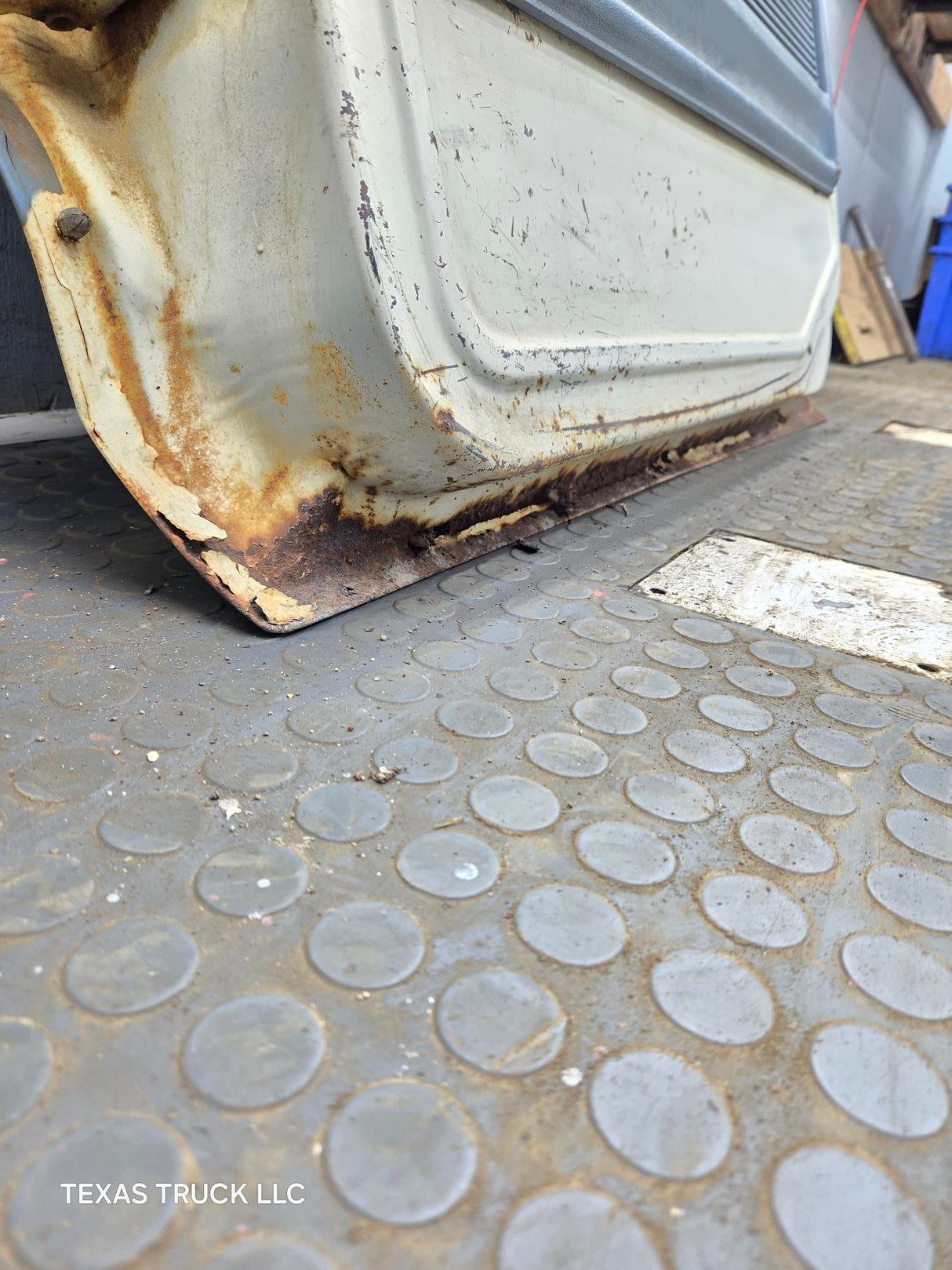 1973-1979 Ford F100 F150 F250 F350 RH Passenger Side Front Door