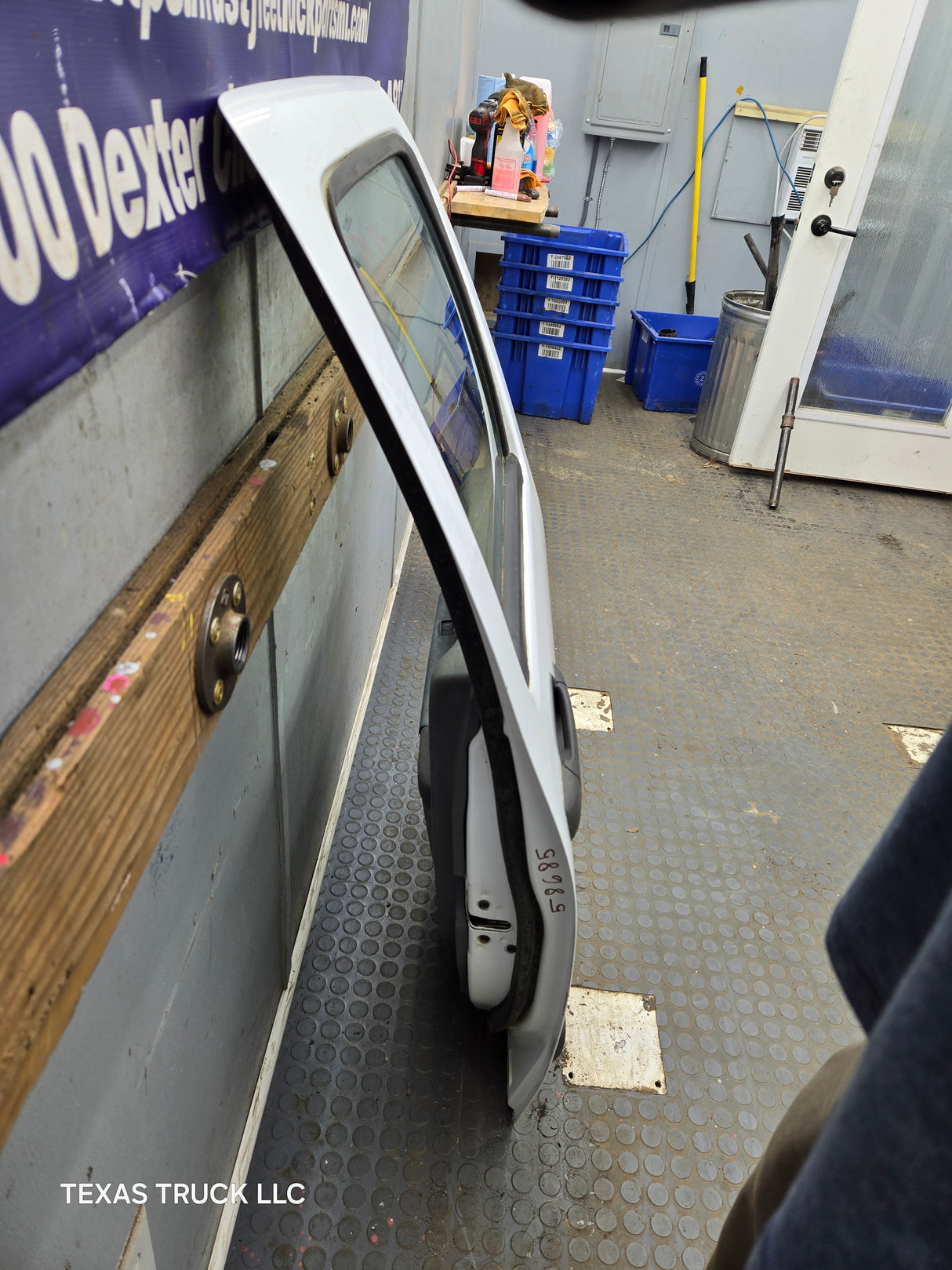 2004-2012 Chevrolet Colorado / GMC Canyon Passenger Side Rear Crew Cab Door RH