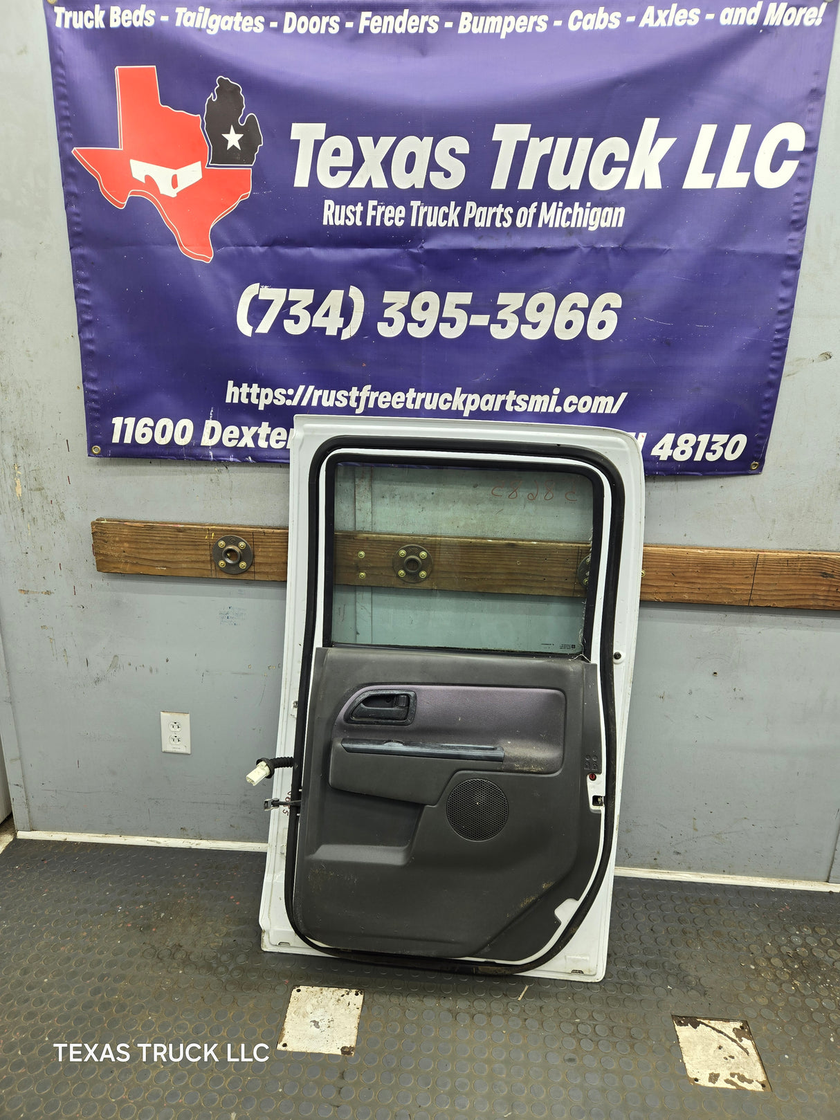 2004-2012 Chevrolet Colorado / GMC Canyon Passenger Side Rear Crew Cab Door RH