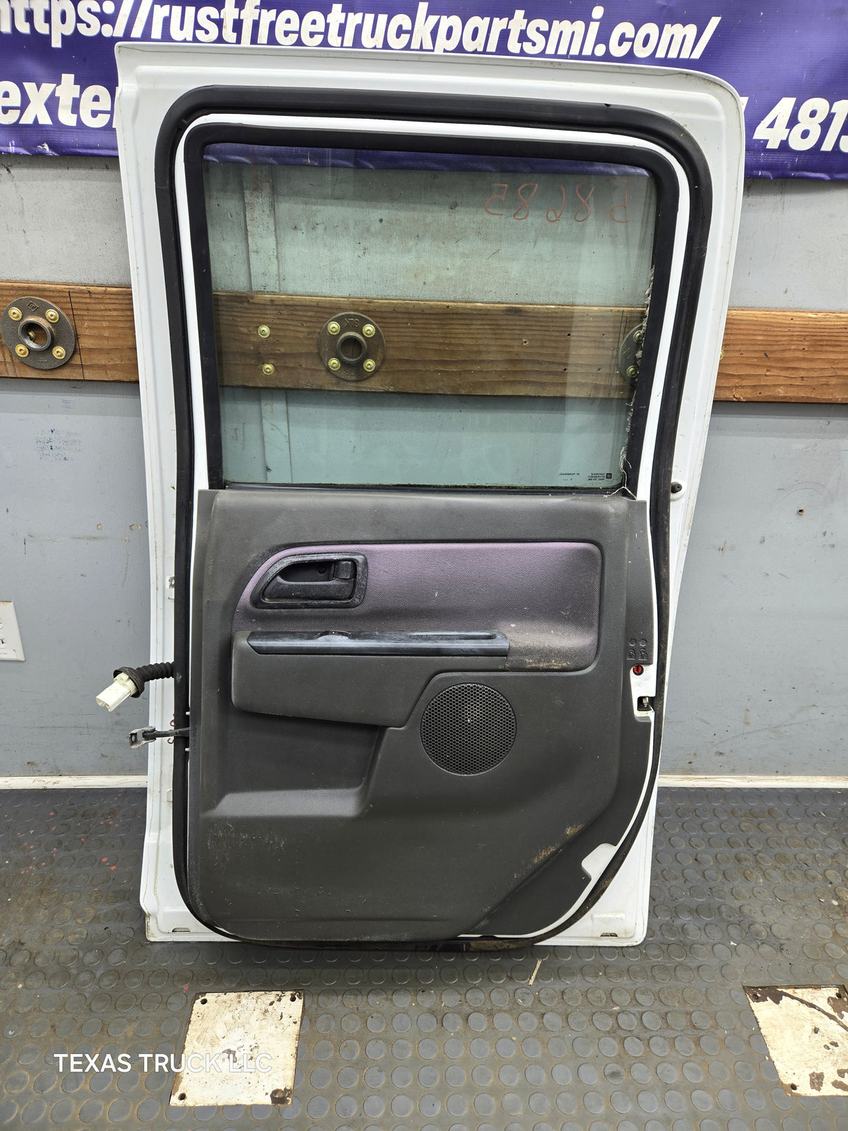 2004-2012 Chevrolet Colorado / GMC Canyon Passenger Side Rear Crew Cab Door RH