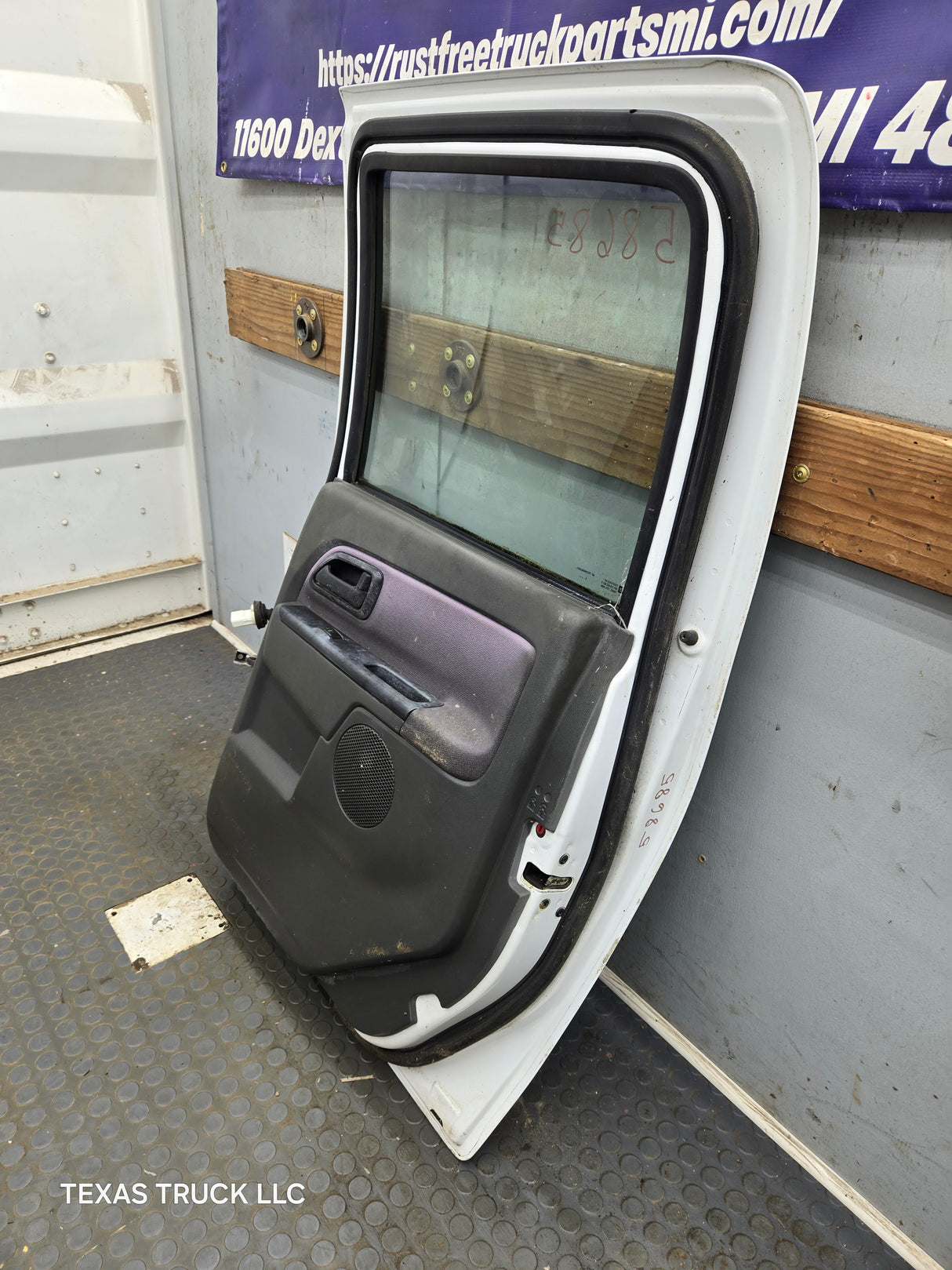 2004-2012 Chevrolet Colorado / GMC Canyon Passenger Side Rear Crew Cab Door RH