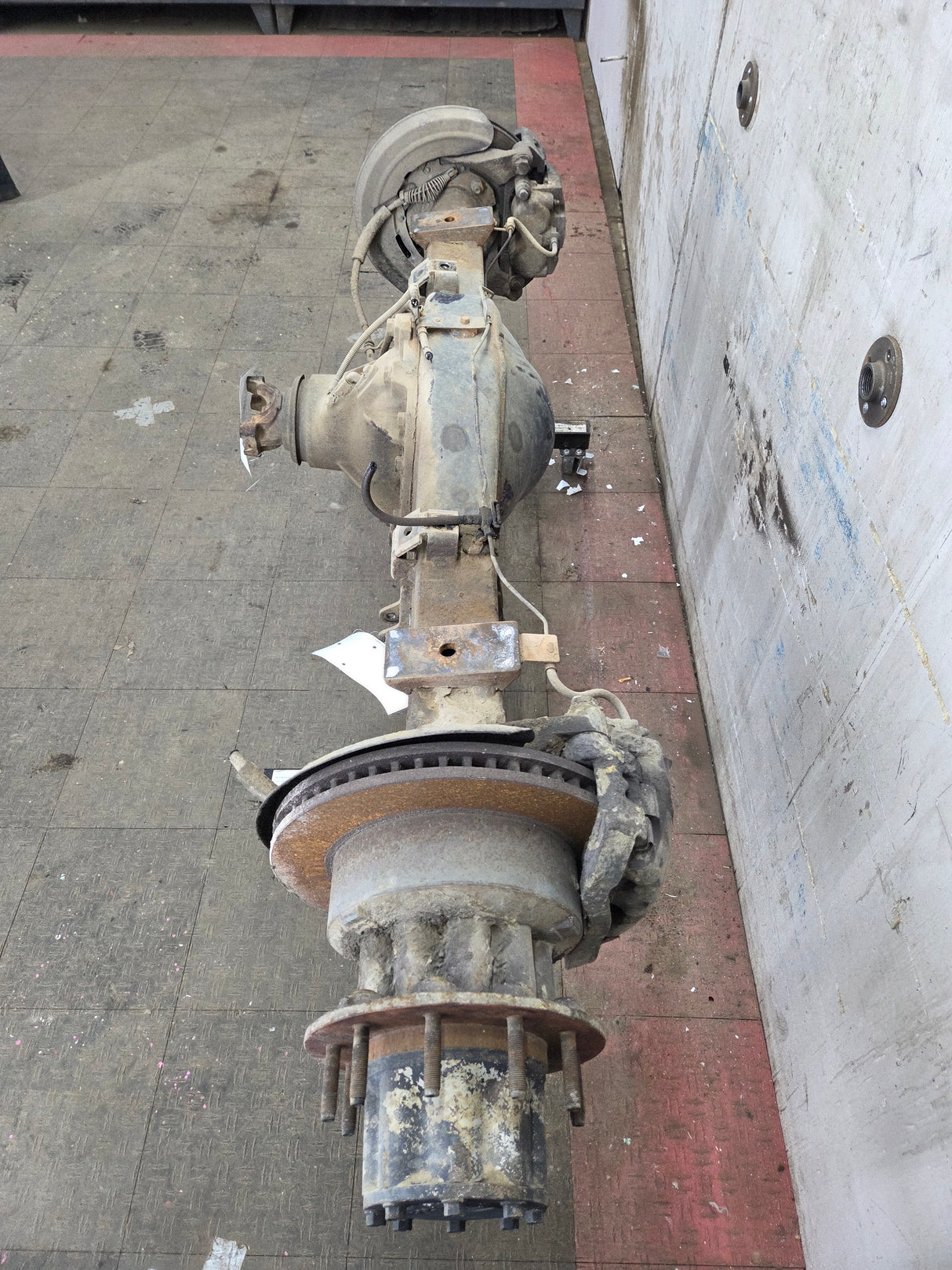2005-2016 Ford F450 F550 Super Duty Rear Axle 4.30 Gear Ratio DRW