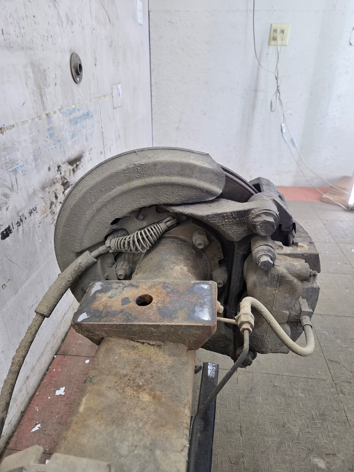 2005-2016 Ford F450 F550 Super Duty Rear Axle 4.30 Gear Ratio DRW