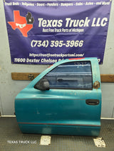 1997-2000 Dodge Dakota Driver Side LH Front Door