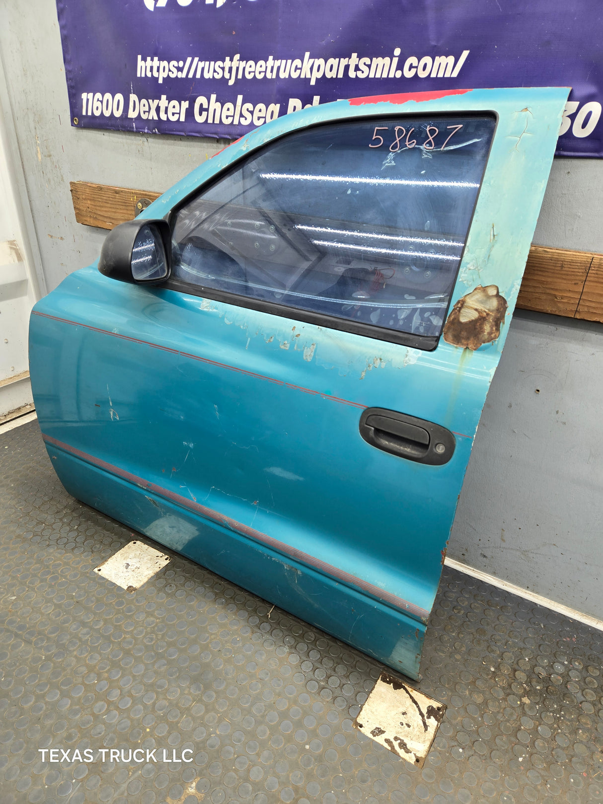 1997-2000 Dodge Dakota Driver Side LH Front Door