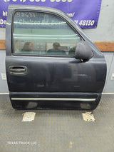 1999-2006 Chevrolet Silverado / GMC Sierra 1500 2500 3500 HD Front Passenger side Door RH