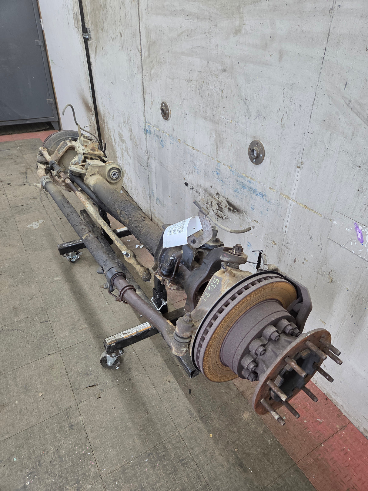 2005-2016 Ford Super Duty F450 F550 FRONT Axle 2wd