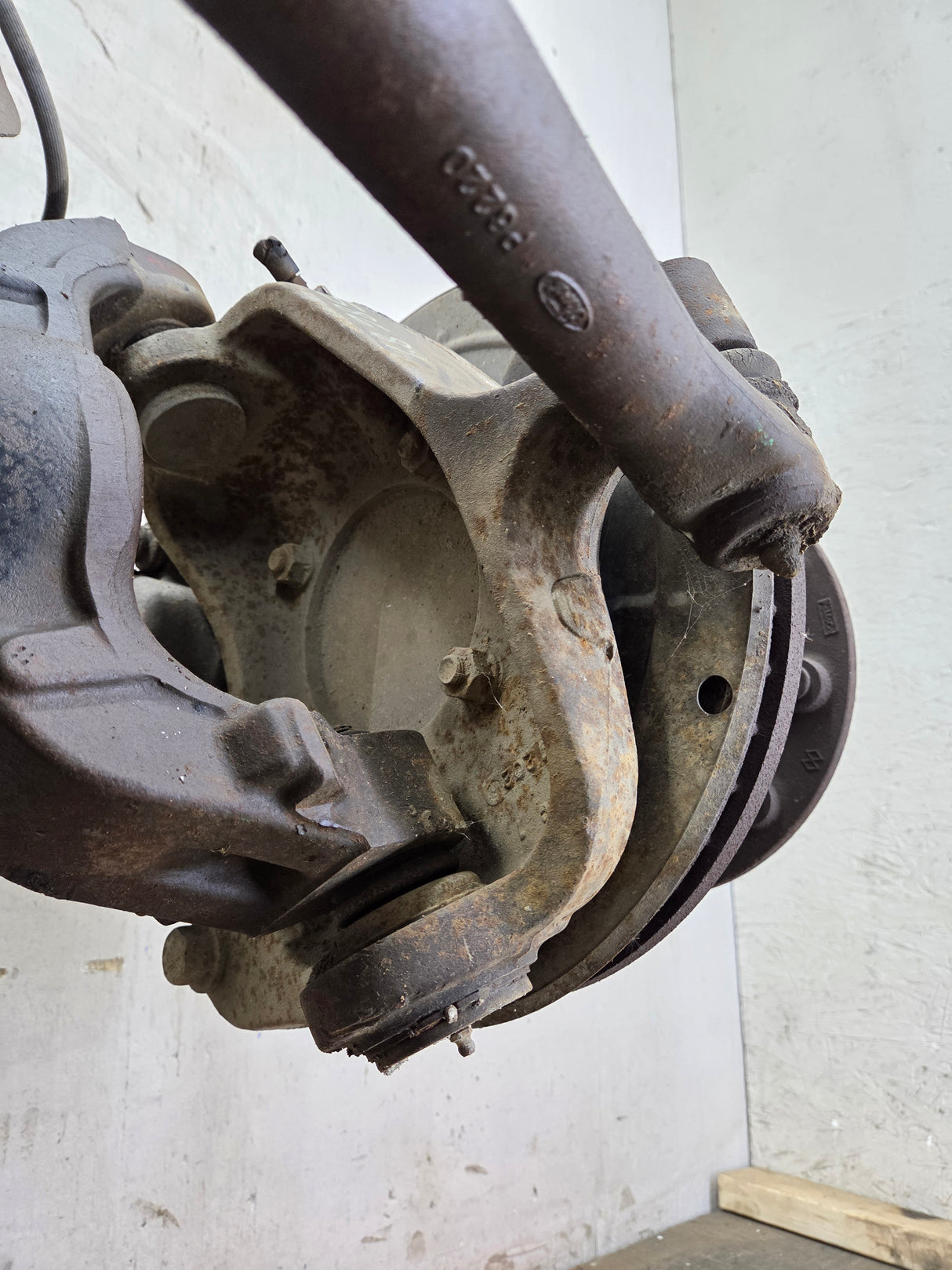 2005-2016 Ford Super Duty F450 F550 FRONT Axle 2wd