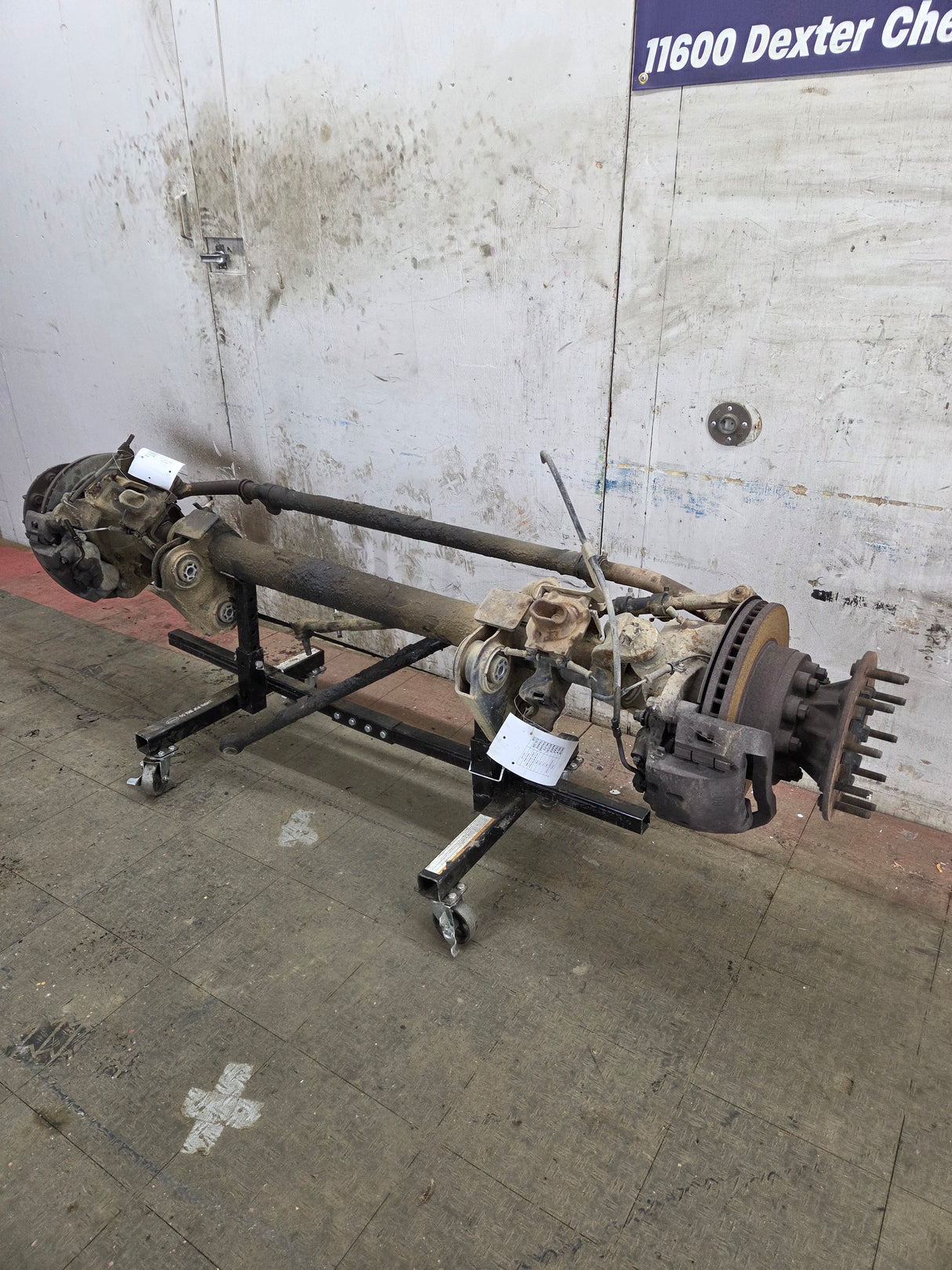 2005-2016 Ford Super Duty F450 F550 FRONT Axle 2wd