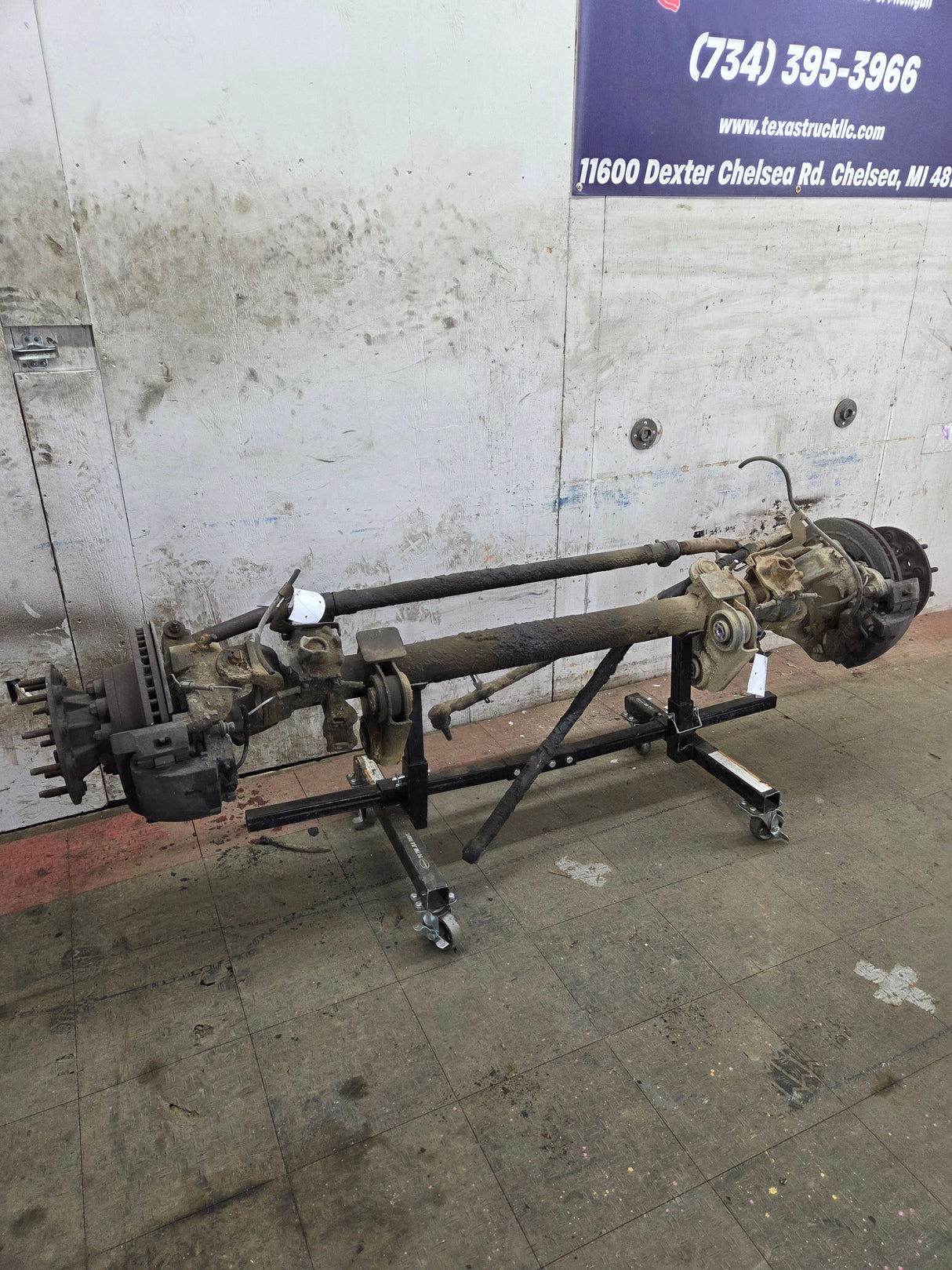 2005-2016 Ford Super Duty F450 F550 FRONT Axle 2wd