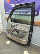 1999-2006 Chevrolet Silverado / GMC Sierra 1500 2500 3500 HD Front Passenger side Door RH