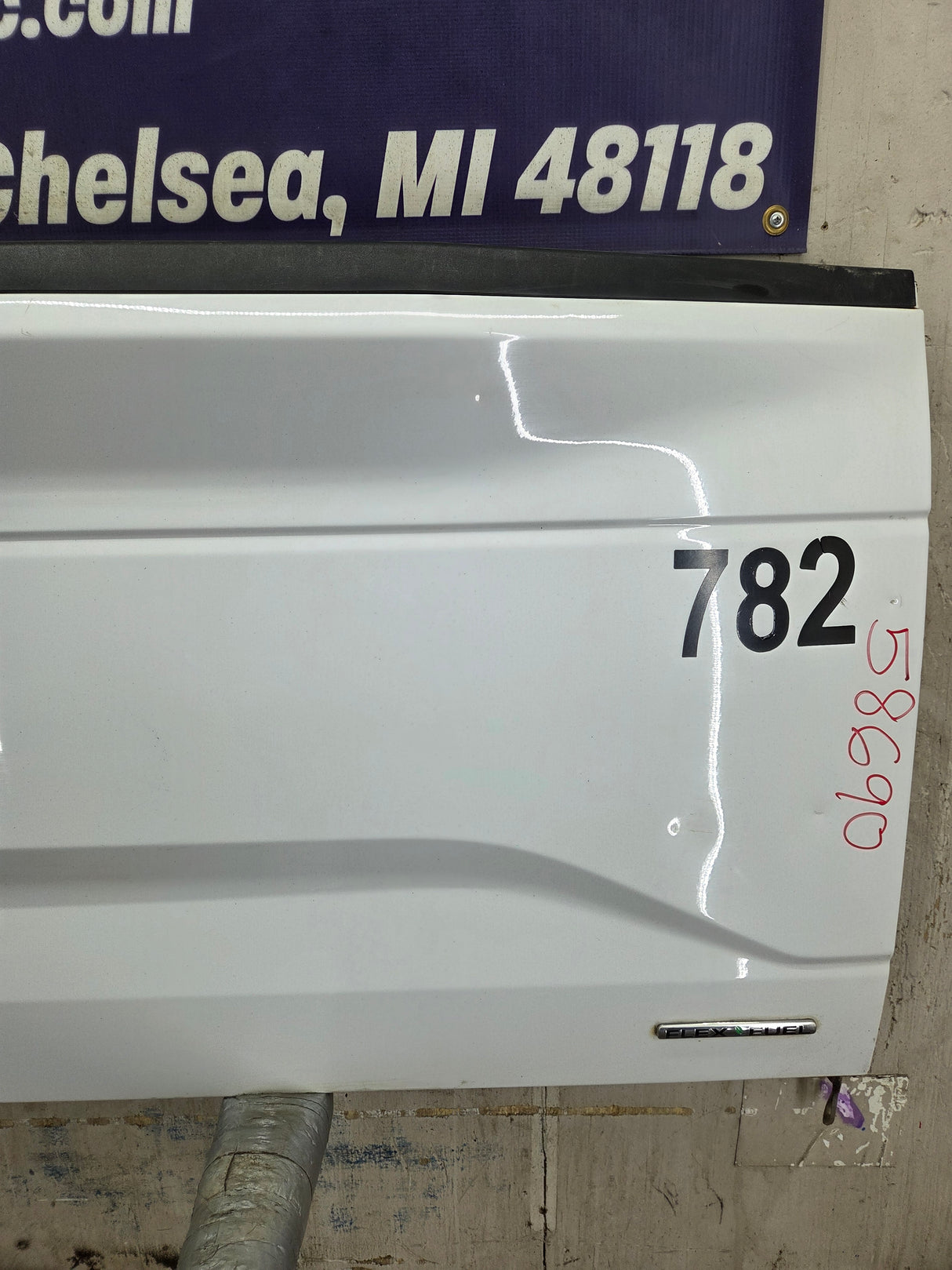 2015-2017 Ford F150 Tailgate - Oxford White
