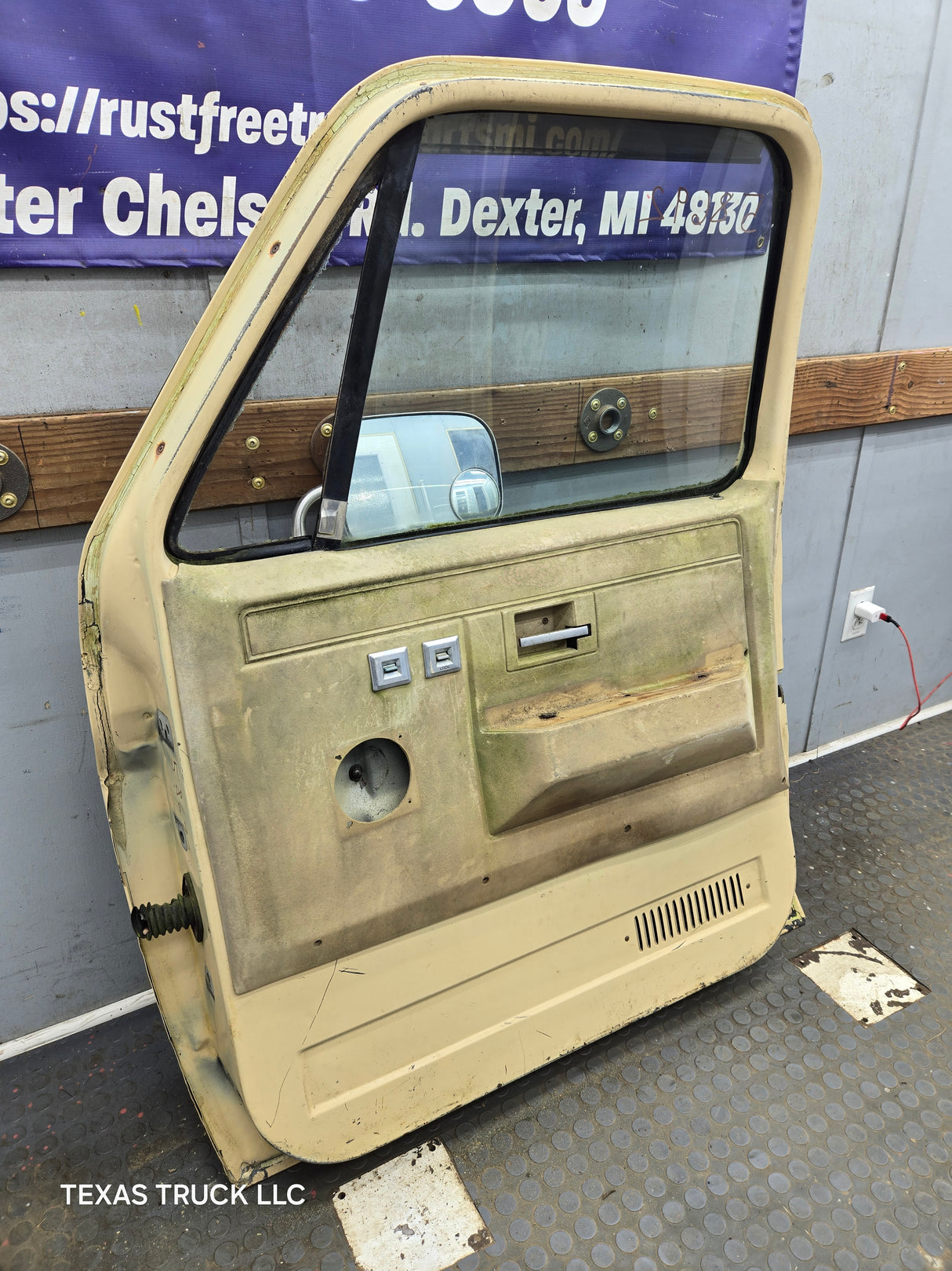 1973-1987 Chevrolet / GMC Square Body Front Passenger Side RH Door K / C Series