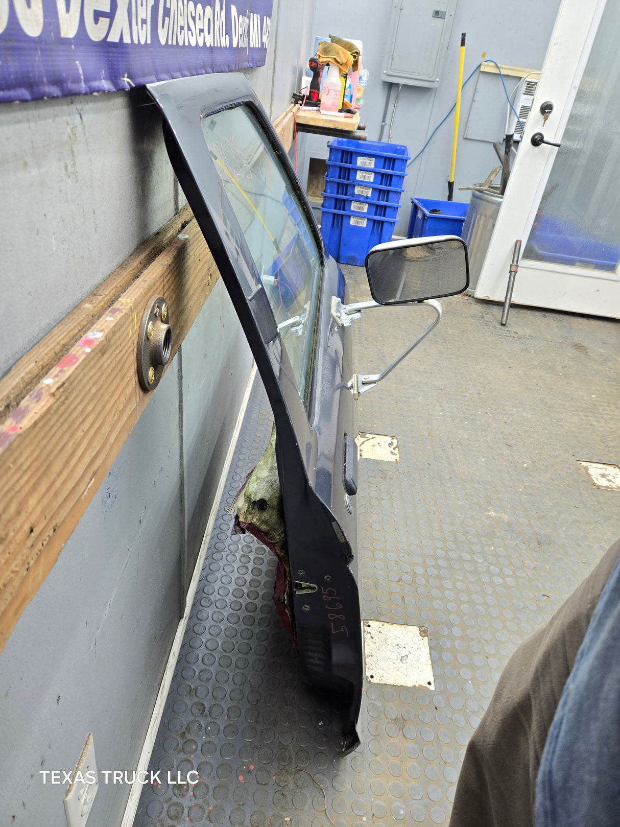 1983-1988 Ford Ranger Passenger Side Front Right Hand Door