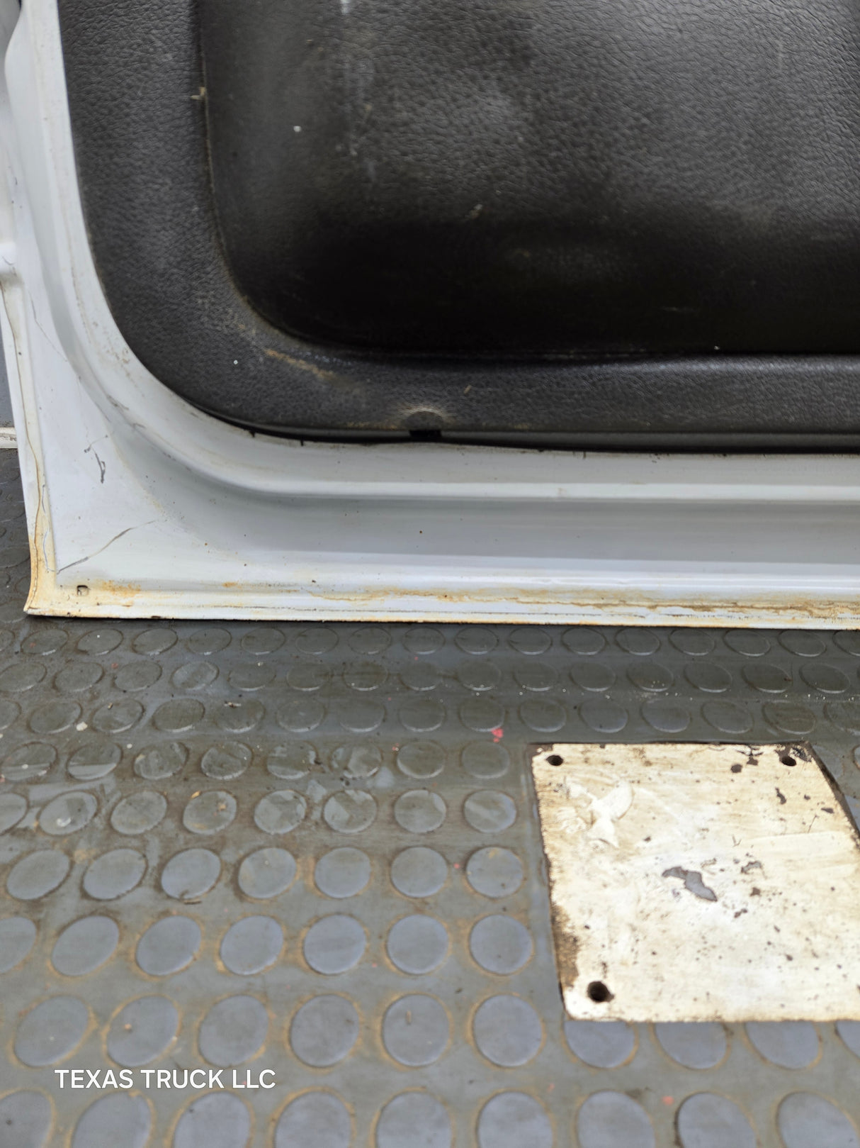 2009-2014 Ford F150 RH Passenger Side Front Door